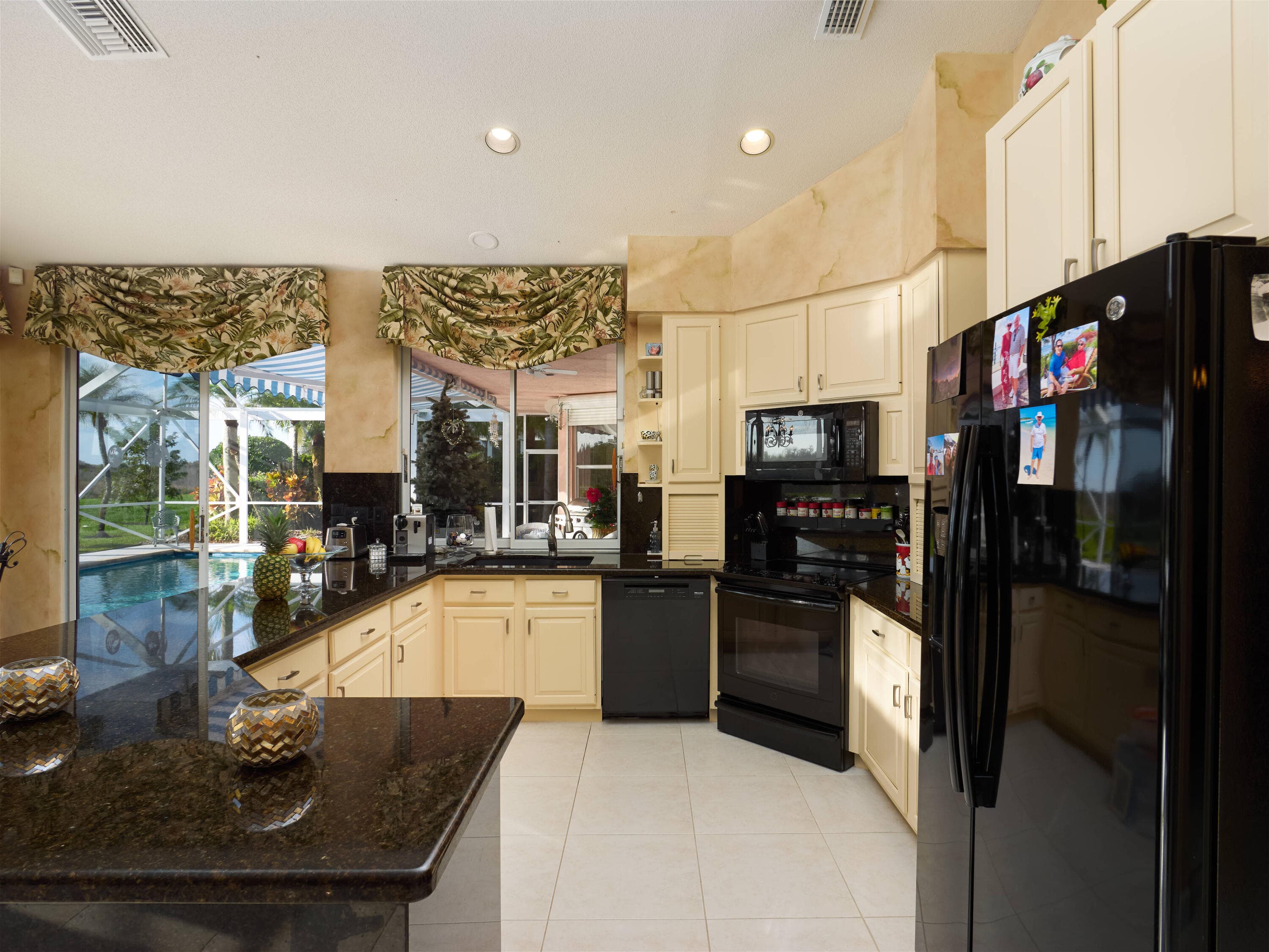 70 Cayman Place, Palm Beach Gardens, FL 33418 — photo 7 of 27
