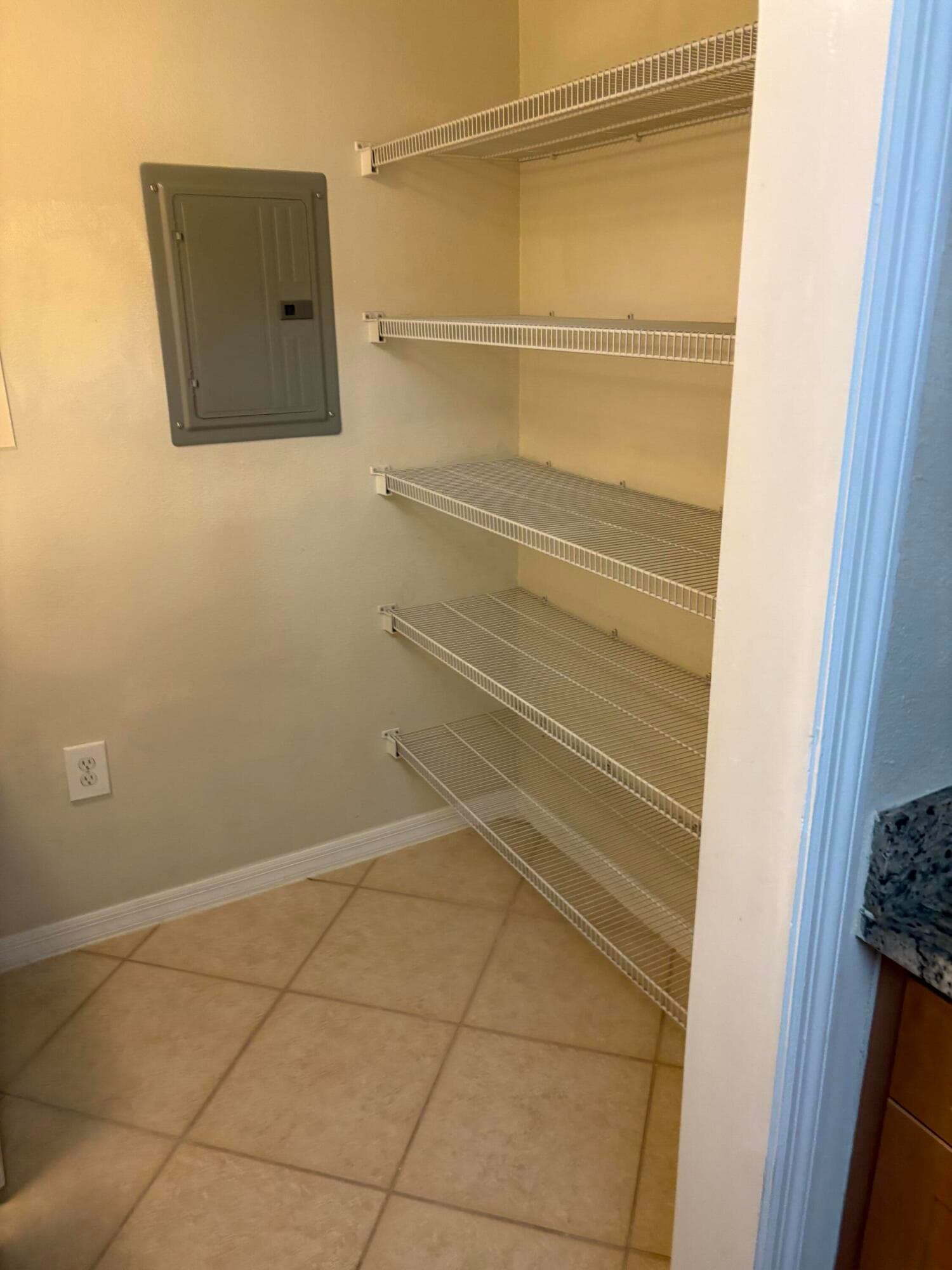 6533 Emerald Dunes Drive 301, West Palm Beach, FL 33411 — photo 11 of 12