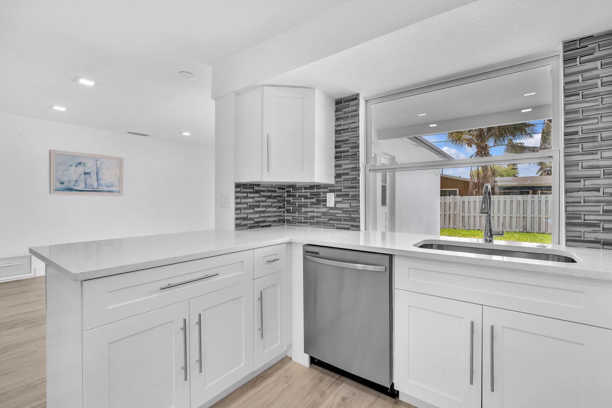 9490 NW 20th Place, Sunrise, FL 33322 — photo 12 of 69