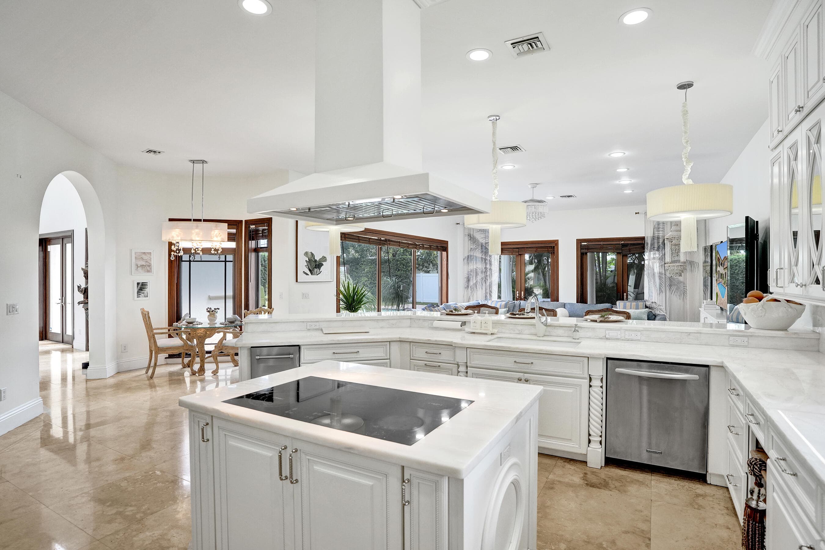 4700 NE 29th Avenue, Fort Lauderdale, FL 33308 — photo 13 of 62
