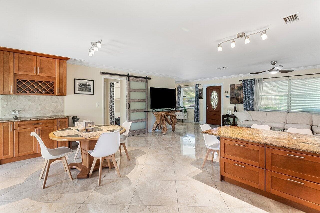 1650 NE 3rd Avenue, Delray Beach, FL 33444 — photo 23 of 27