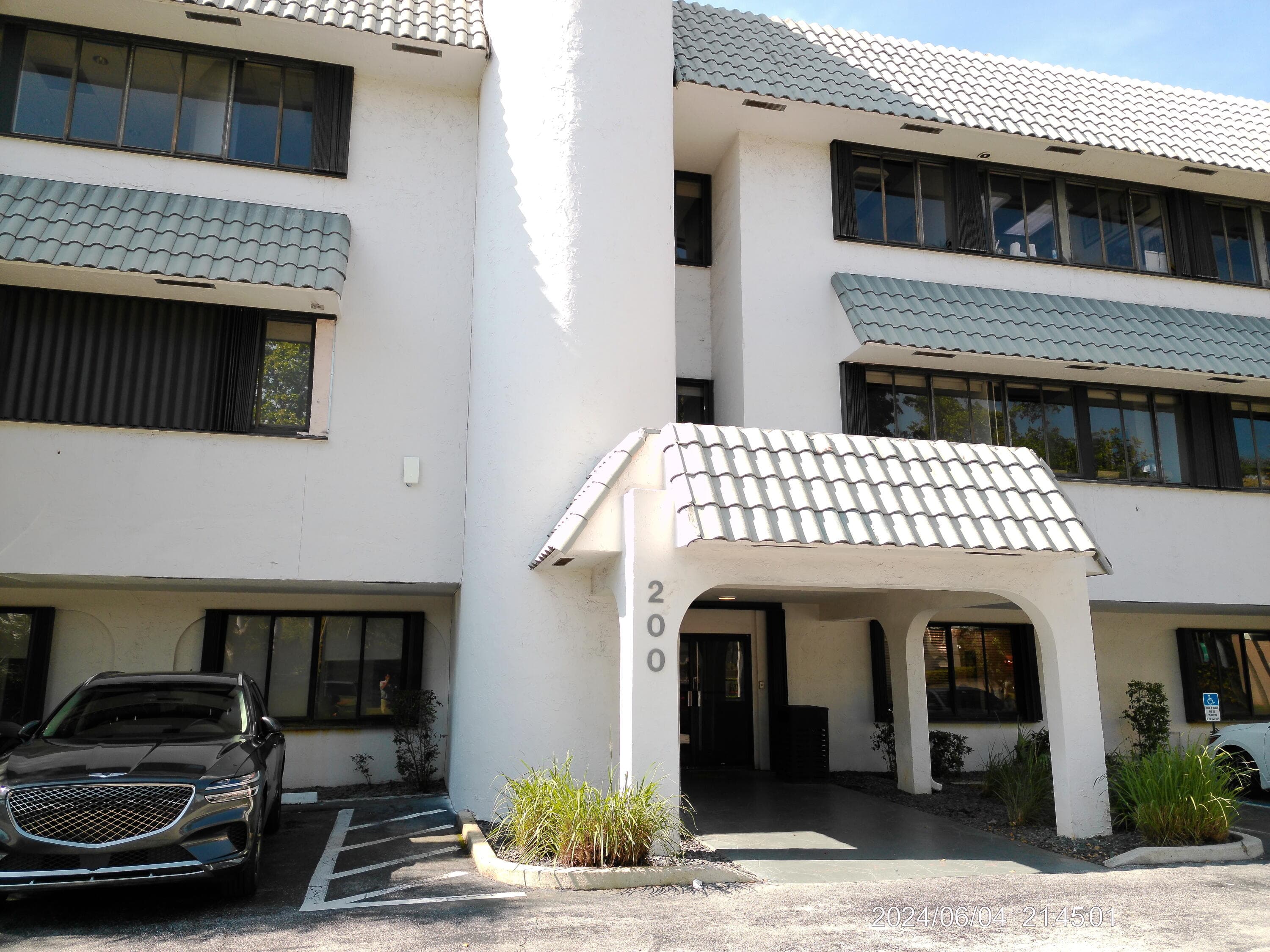 200 W Palmetto Park Road, Boca Raton, FL 33432 — photo 2 of 18