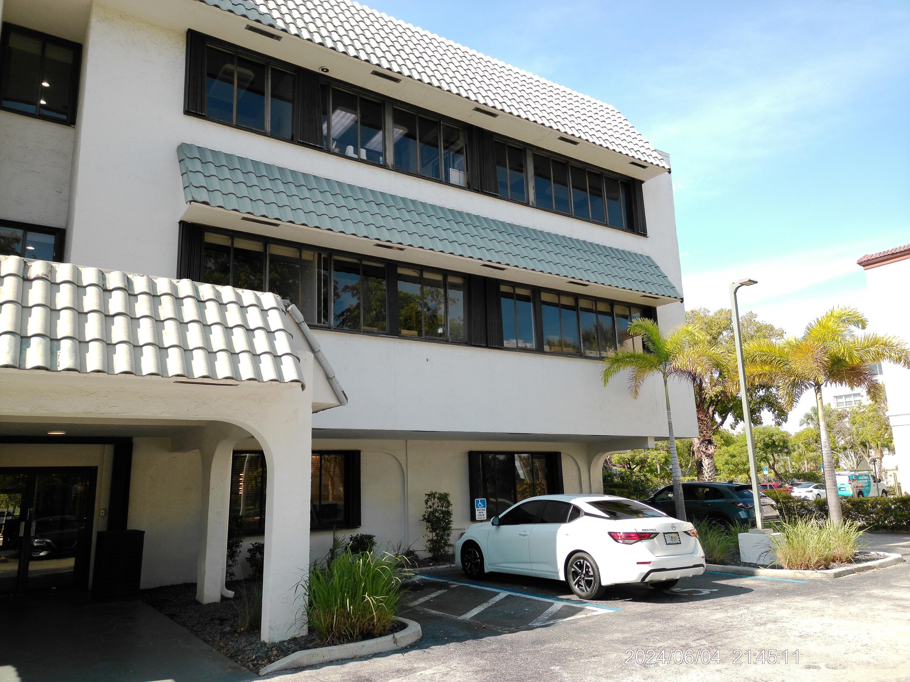 200 W Palmetto Park Road, Boca Raton, FL 33432 — photo 4 of 18