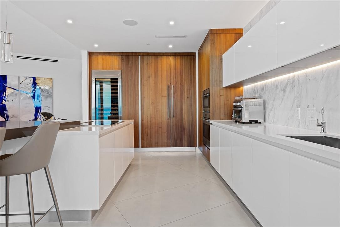 701 N Fort Lauderdale Beach Boulevard 602, Fort Lauderdale, FL 33304 — photo 5 of 44
