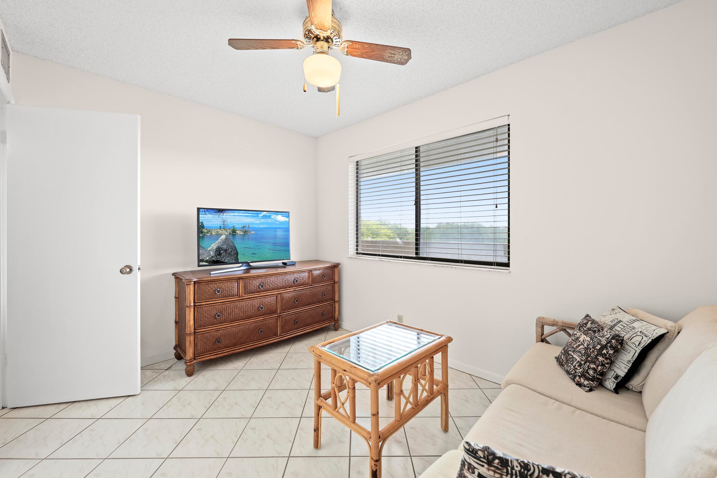 3154 Via Poinciana 412, Greenacres, FL 33467 — photo 5 of 32