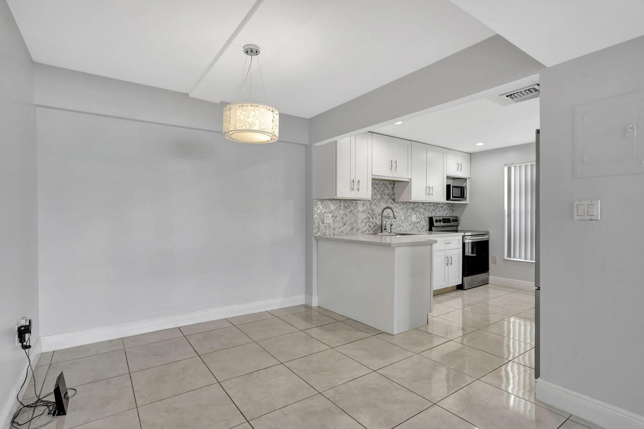 4156 Inverrary Drive 111, Lauderhill, FL 33319 — photo 14 of 18