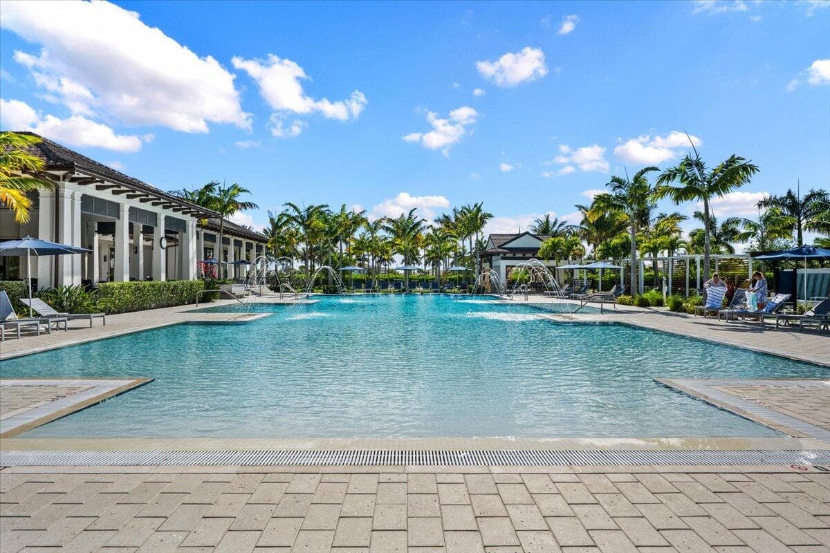 9236 Crestview Circle, Palm Beach Gardens, FL 33412 — photo 75 of 91