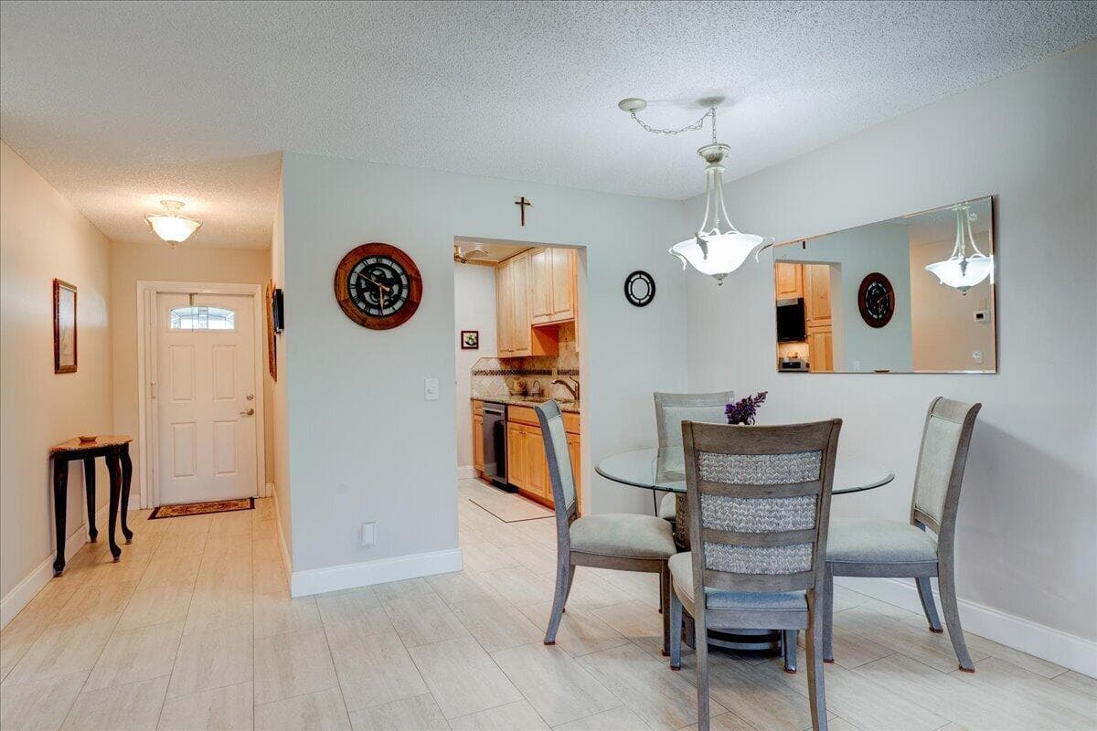100 Leisure Lake Circle 109, Boynton Beach, FL 33426 — photo 7 of 63