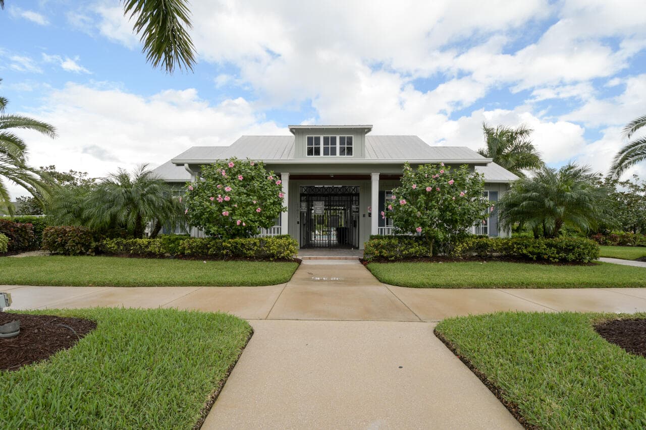10440 SW Westlawn Boulevard, Port St. Lucie, FL 34987 — photo 24 of 37