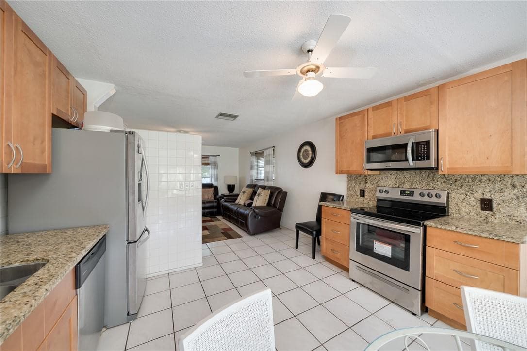 4401 NW 47th Street, Tamarac, FL 33319 — photo 13 of 37