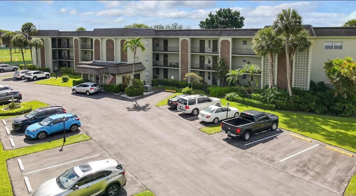 4500 Gefion Court 101, Lake Worth, FL 33467 — photo 4 of 22