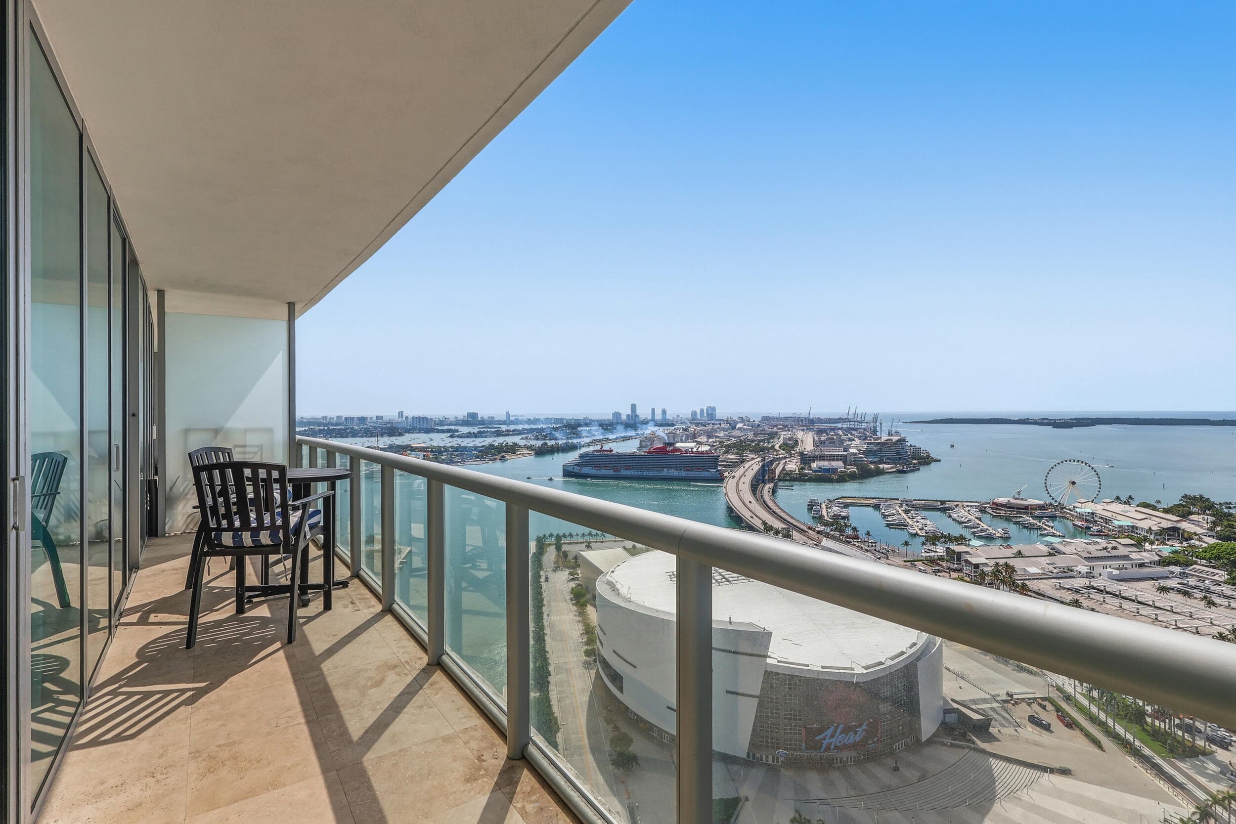 888 Biscayne Boulevard 3702, Miami, FL 33132 — photo 20 of 37