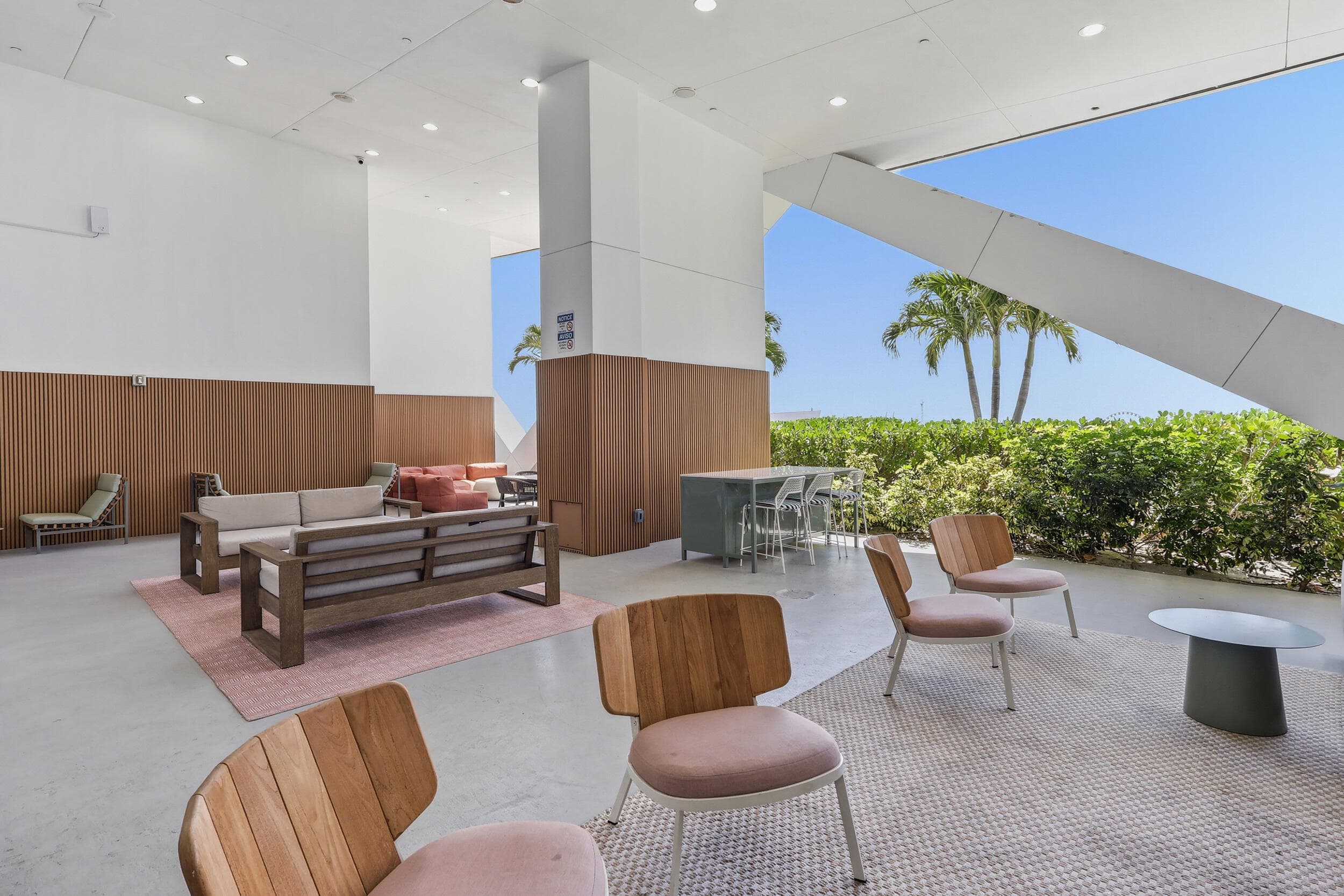 888 Biscayne Boulevard 3702, Miami, FL 33132 — photo 28 of 37