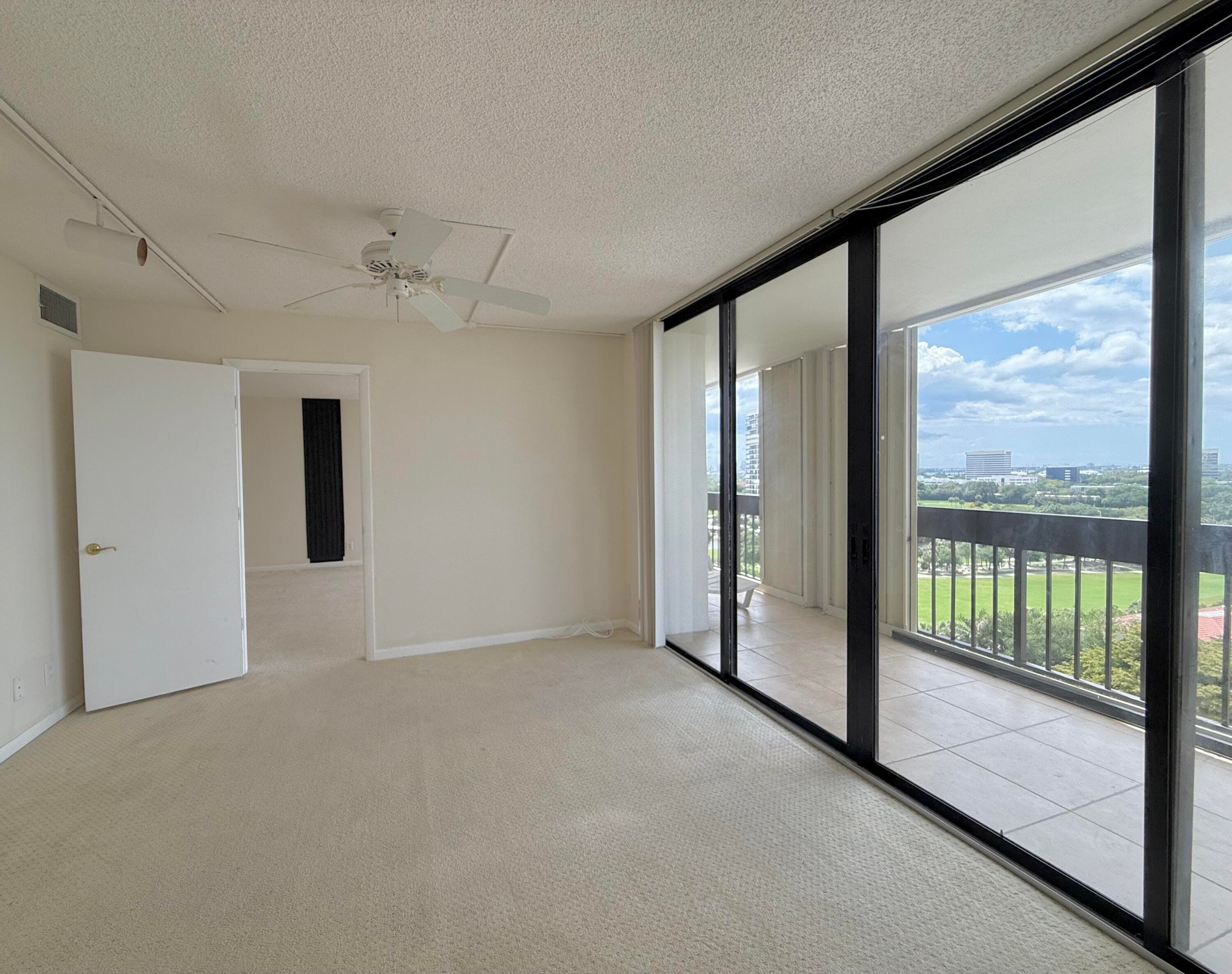 2000 Presidential Way 1204, West Palm Beach, FL 33401 — photo 17 of 56