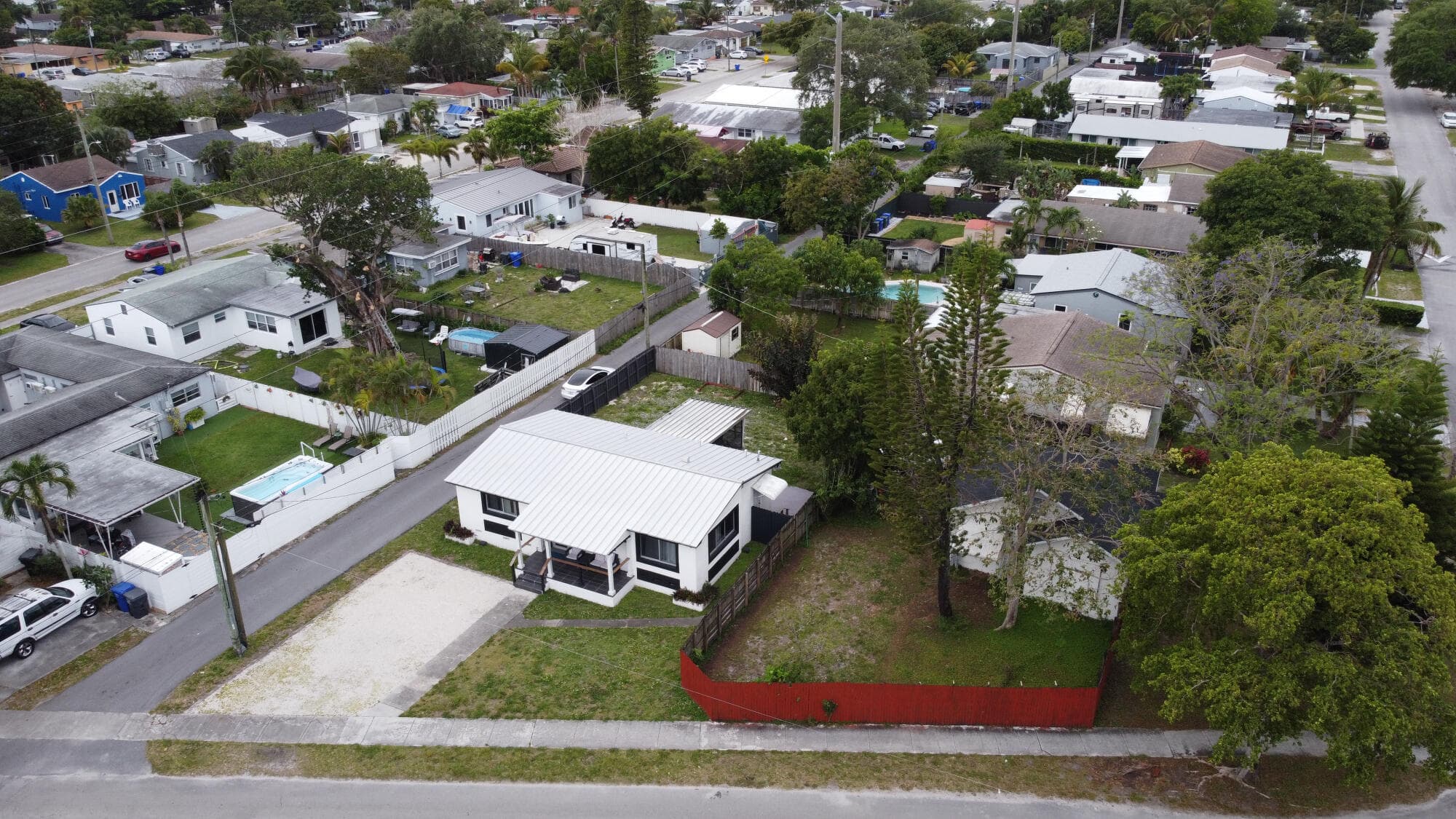 1324 N 24th Avenue, Hollywood, FL 33020 — photo 34 of 35