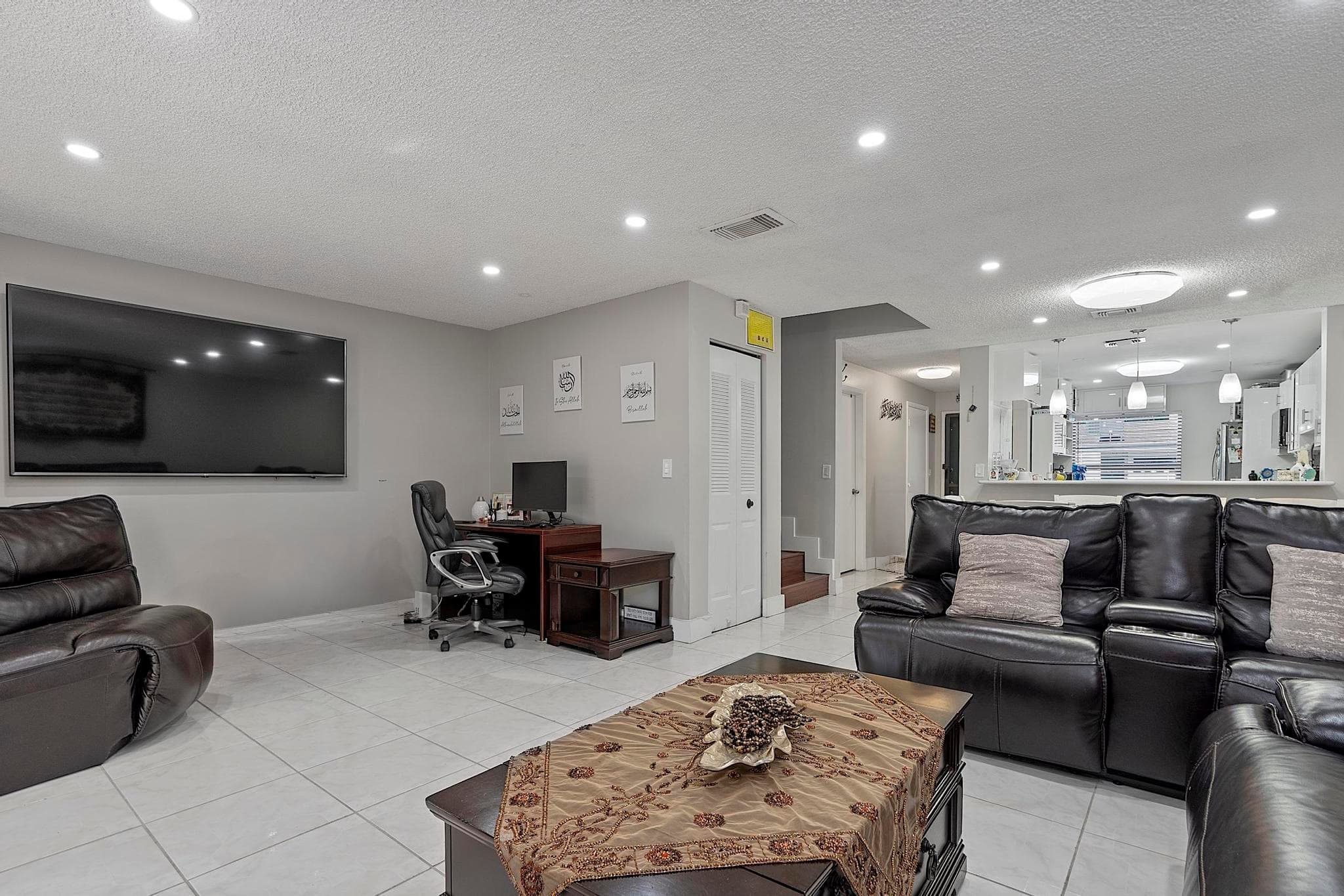 1177 NW 98th Terrace 132, Pembroke Pines, FL 33024 — photo 16 of 35