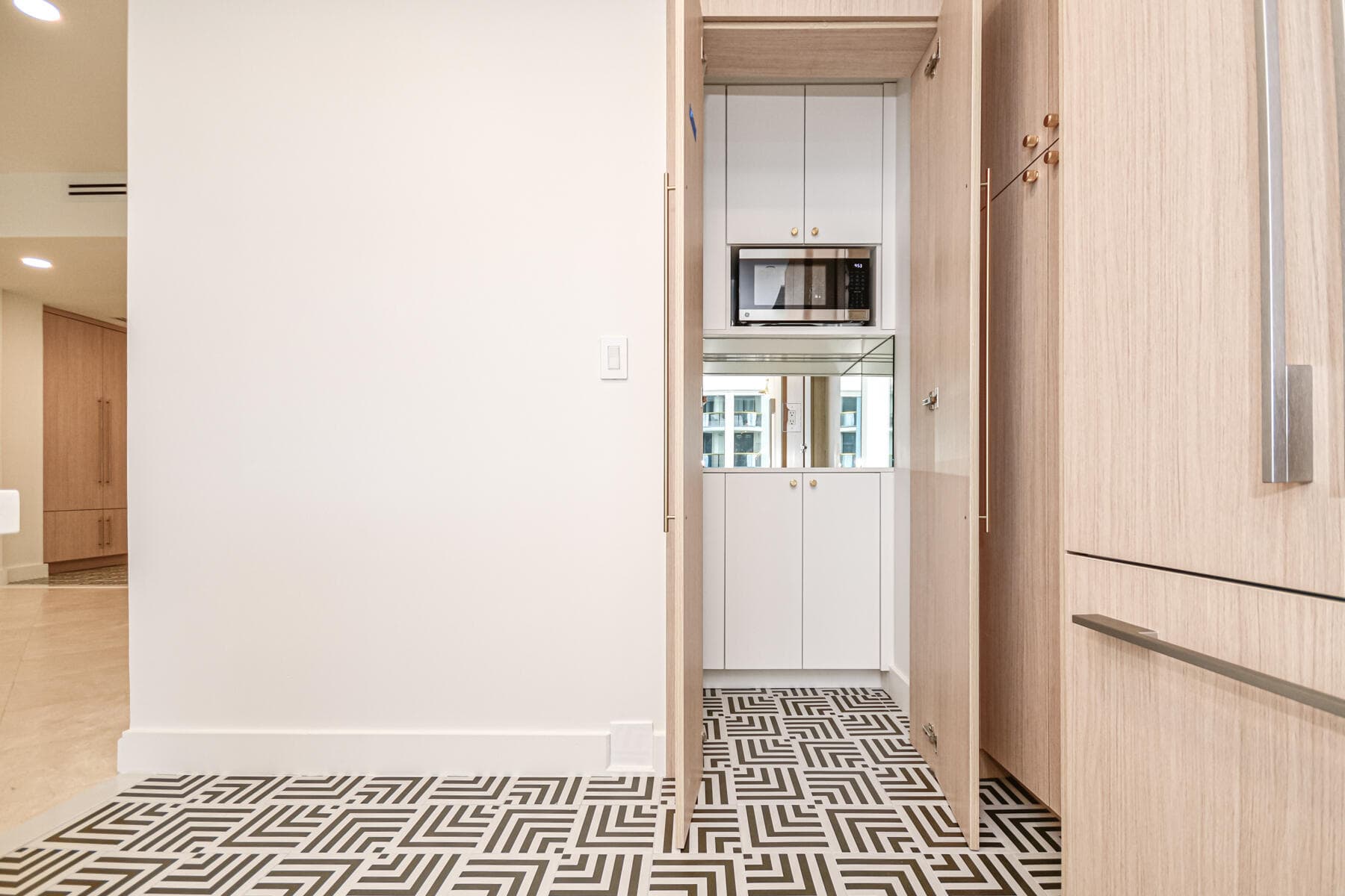 10101 Collins Avenue 7d, Bal Harbour, FL 33154 — photo 24 of 35