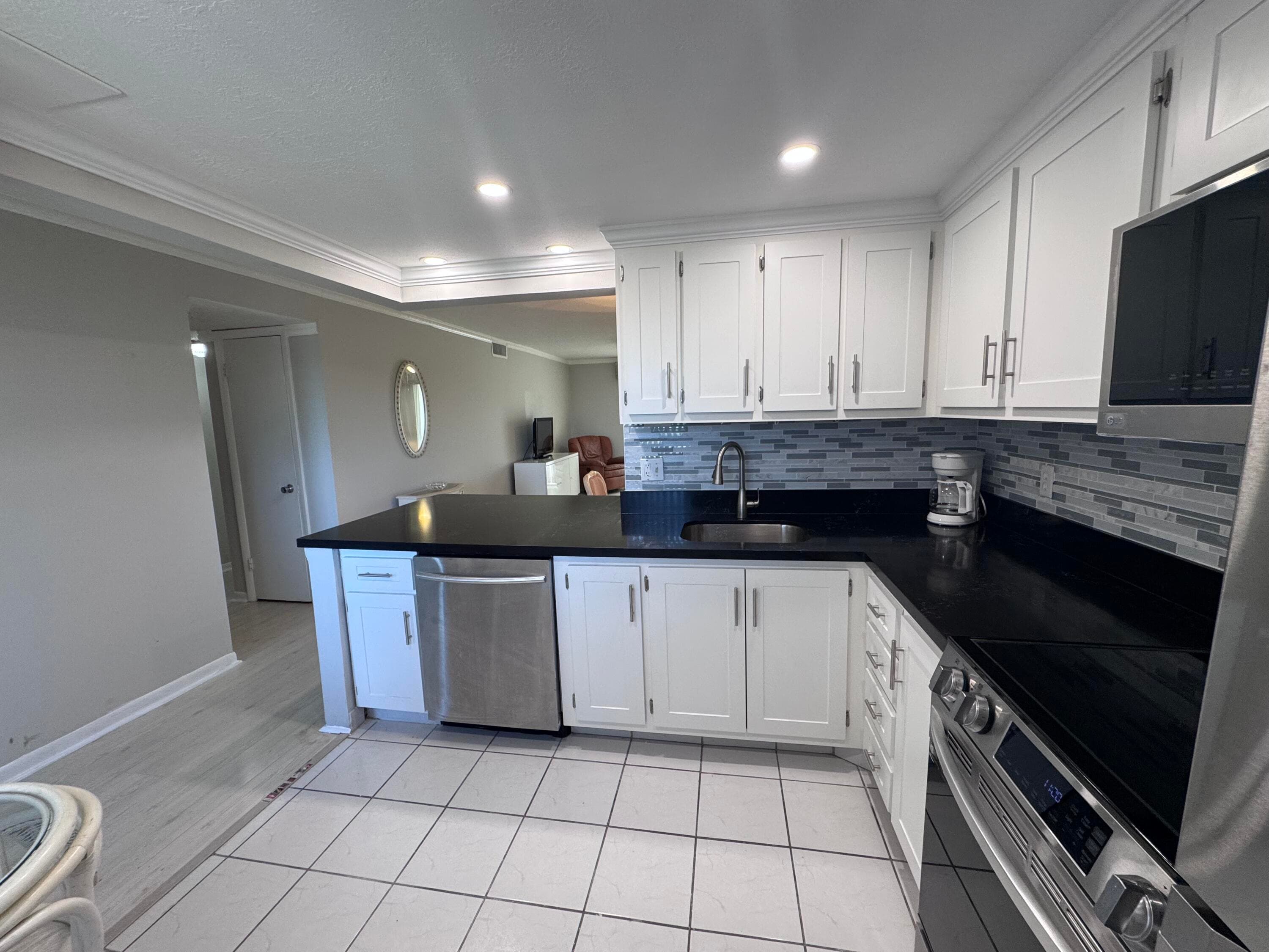 300 NE 26th Avenue 4030, Boynton Beach, FL 33435 — photo 5 of 27