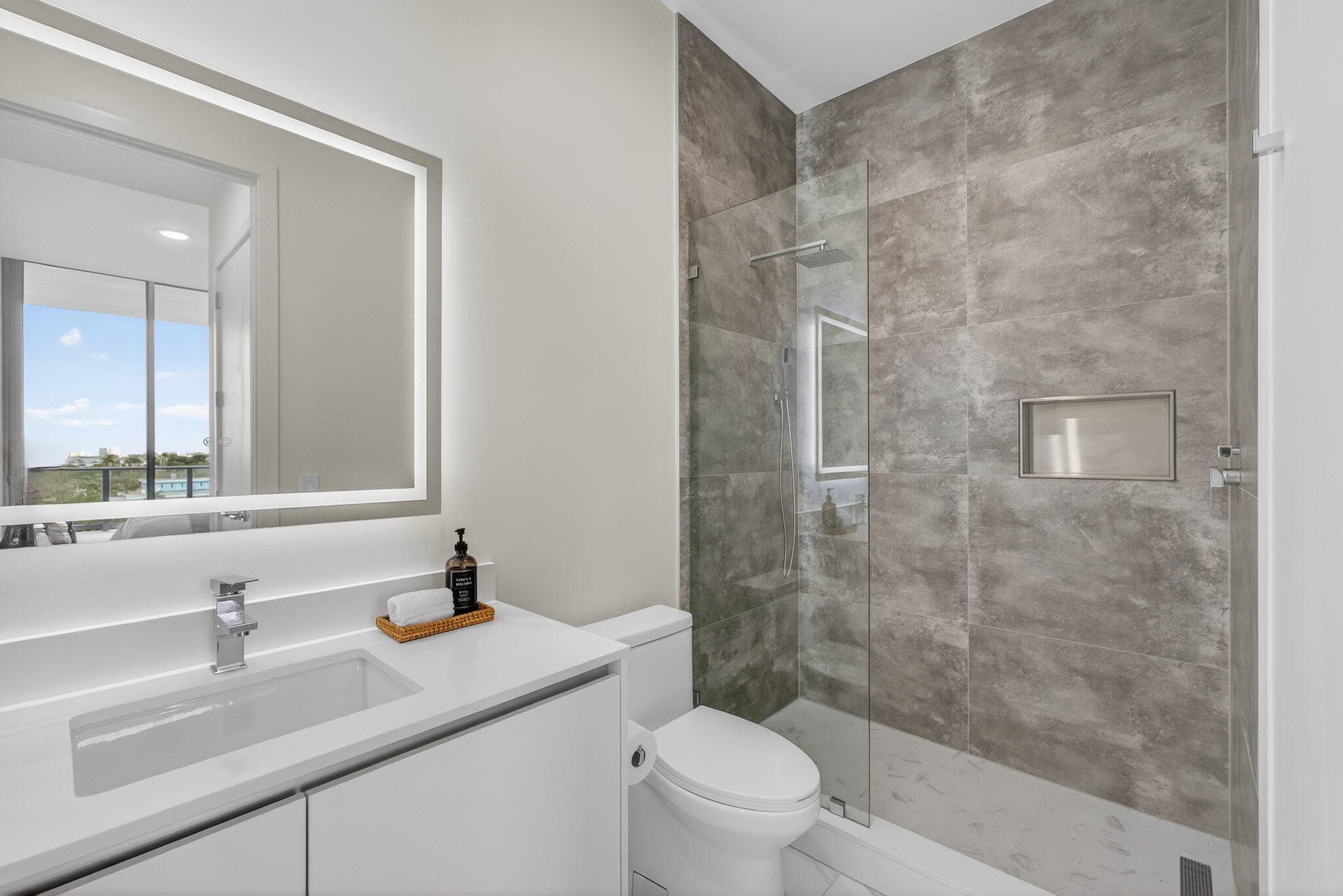 220 Lake Shore Drive 609, Lake Park, FL 33403 — photo 45 of 128