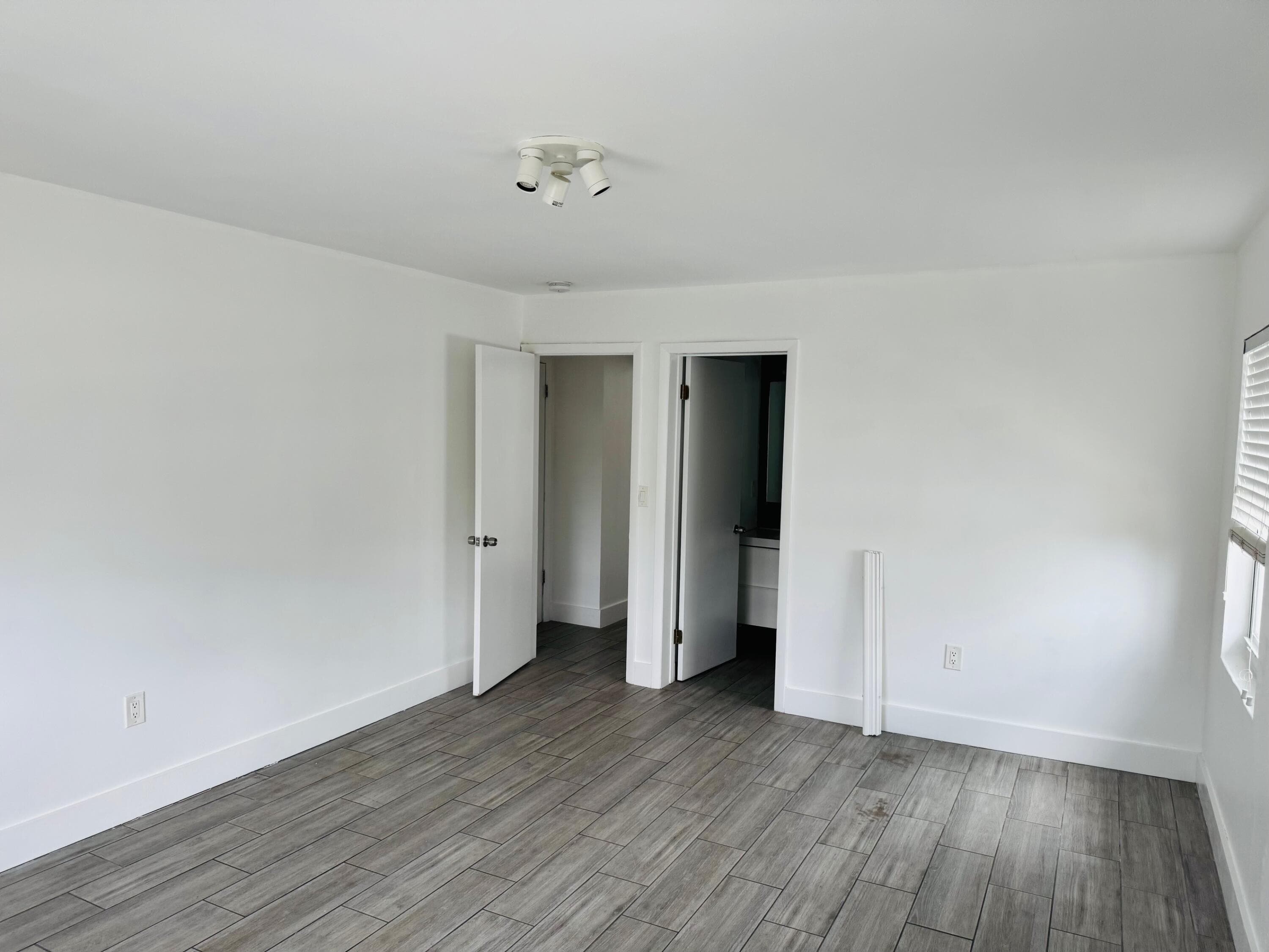 7910 Abbott Avenue 6, Miami Beach, FL 33141 — photo 9 of 13