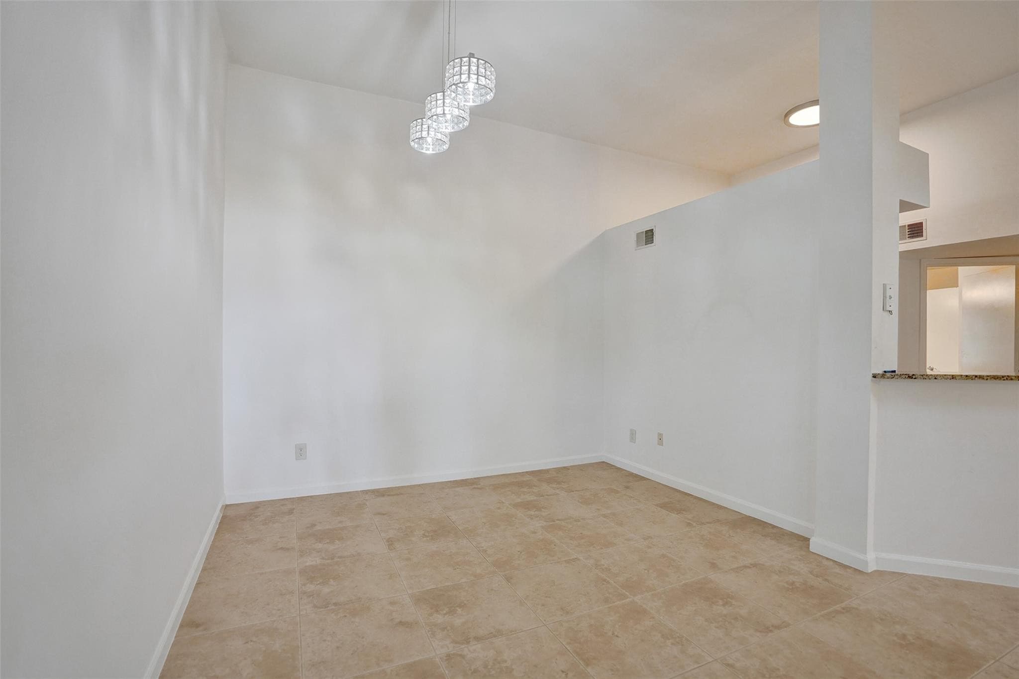 1050 Crystal Way N, Delray Beach, FL 33444 — photo 6 of 45