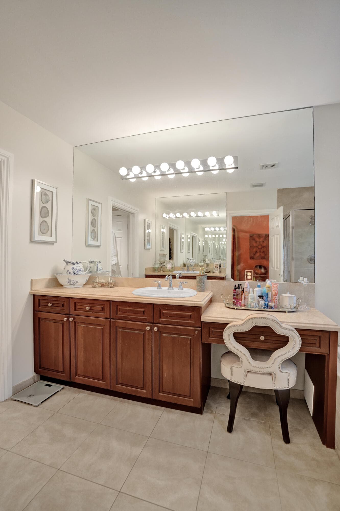 1127 N Victoria Park Road, Fort Lauderdale, FL 33304 — photo 29 of 45