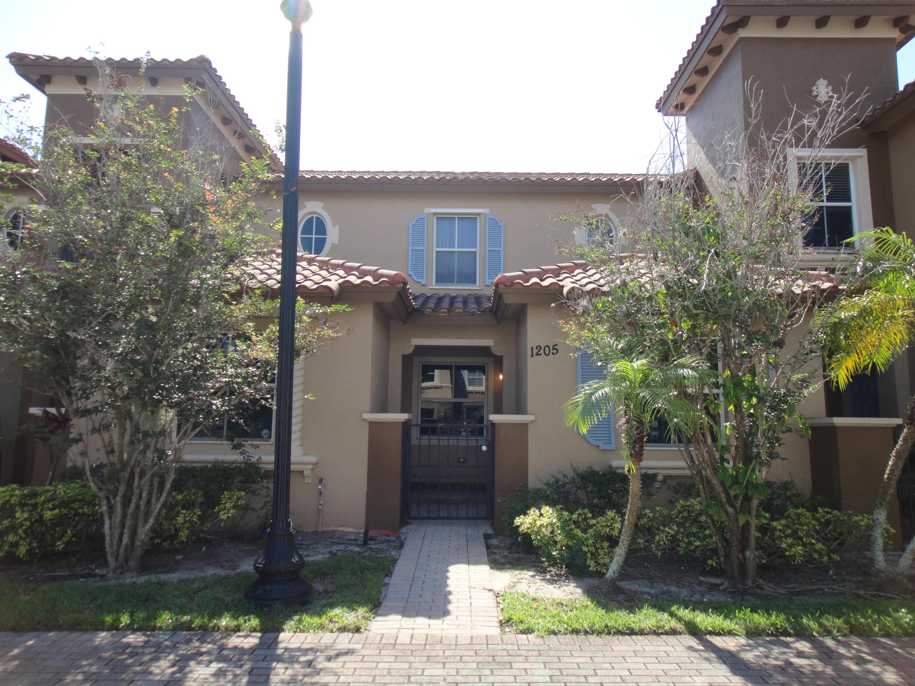 2912 Hidden Hills Road 1205, West Palm Beach, FL 33411 — photo