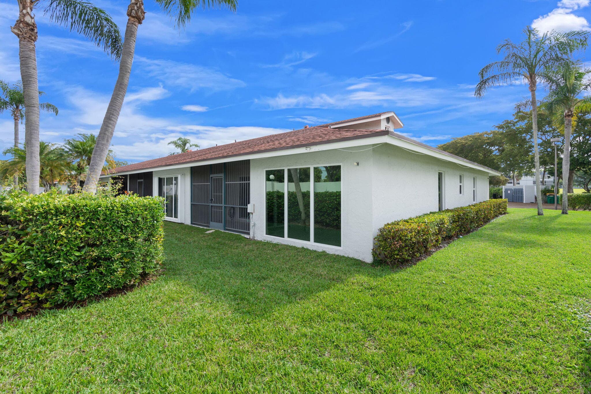 6702 N Pine Island Road 6702, Tamarac, FL 33321 — photo 4 of 28