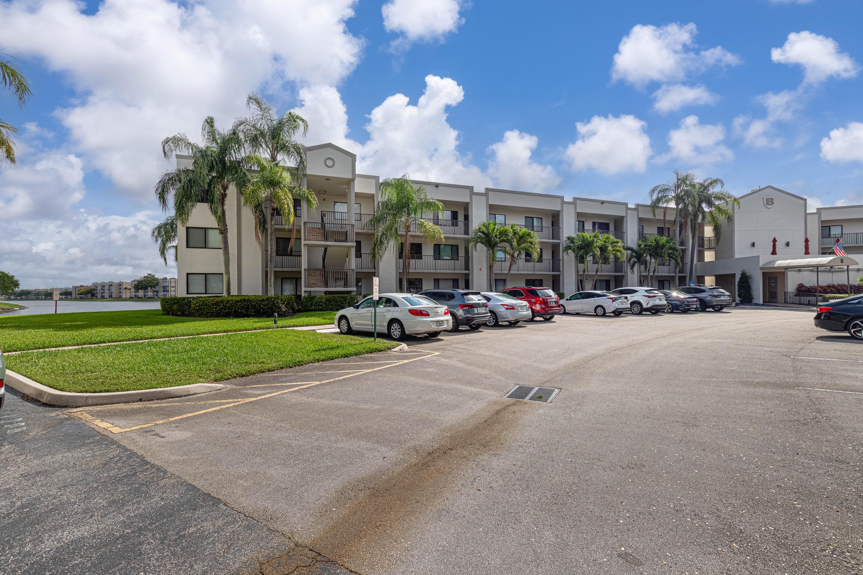 10442 E Clairmont Circle 204, Tamarac, FL 33321 — photo 23 of 32