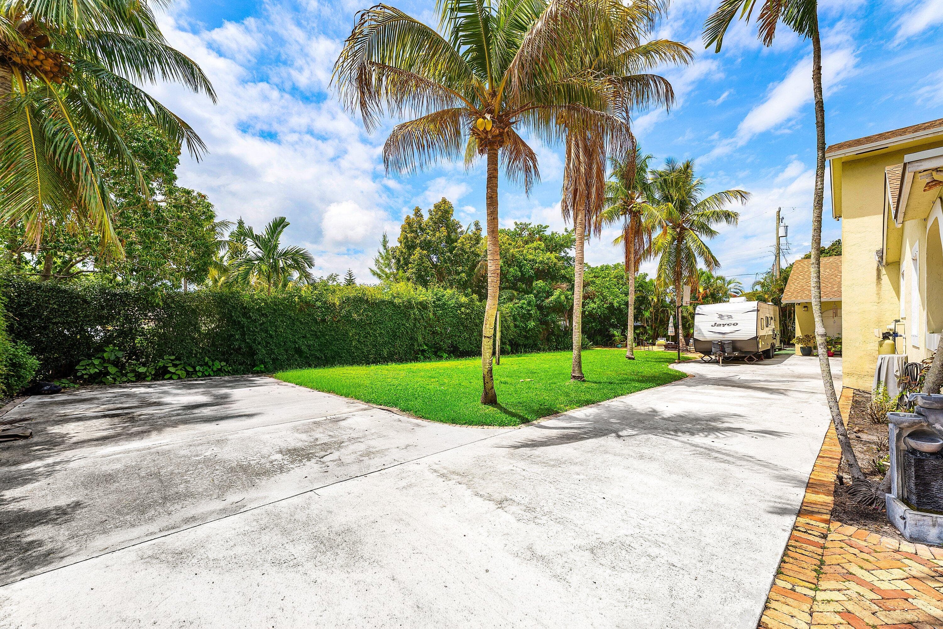 613 N 5th Street, Lantana, FL 33462 — photo 36 of 40