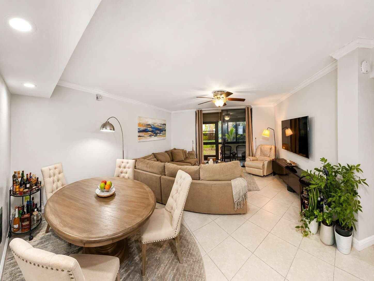 5160 Las Verdes Circle 103, Delray Beach, FL 33484 — photo 2 of 15