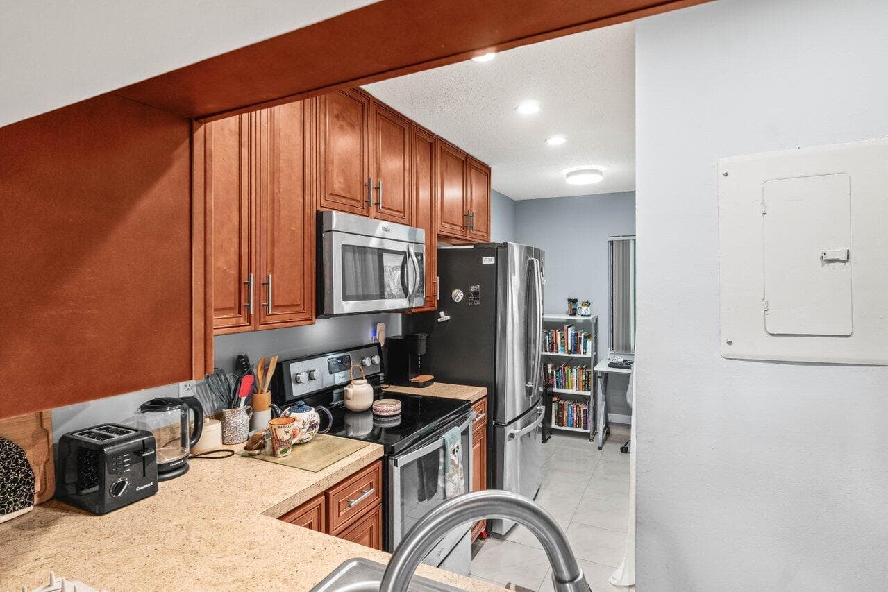 5884 Morningstar Circle 205, Delray Beach, FL 33484 — photo 17 of 34
