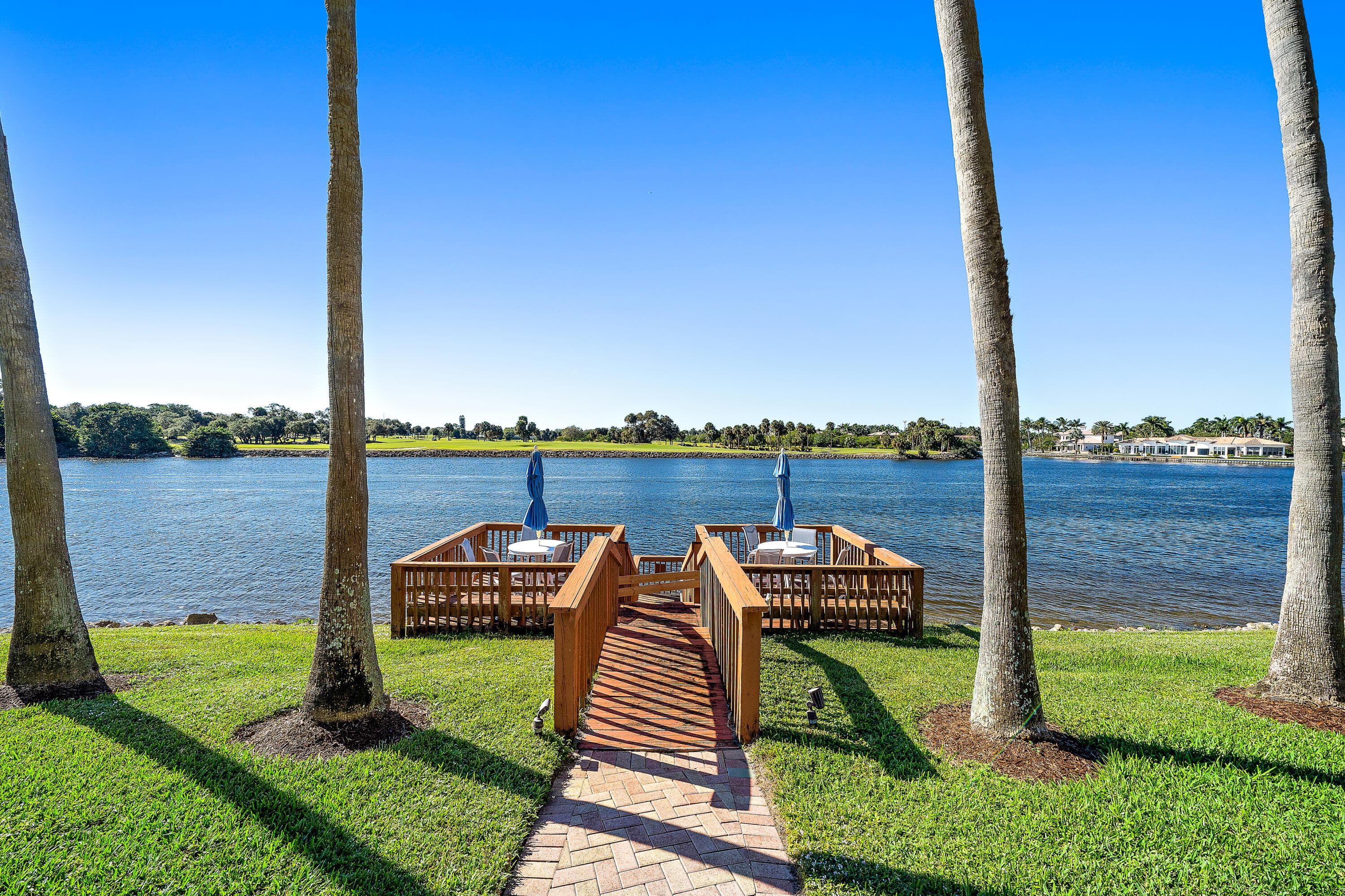 356 Golfview Road 903, North Palm Beach, FL 33408 — photo 42 of 85