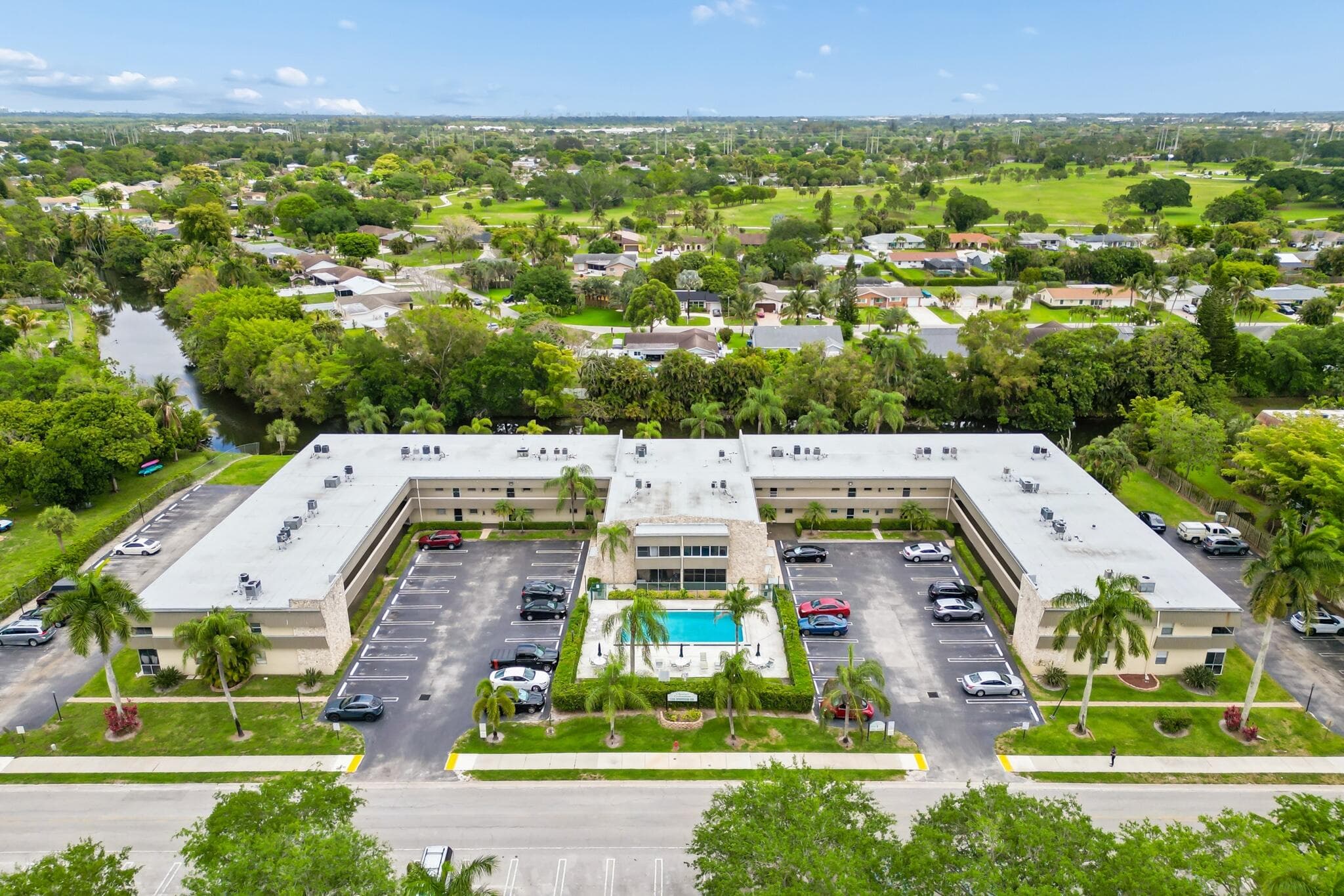 126 Sparrow Drive 10b, Royal Palm Beach, FL 33411 — photo 24 of 35