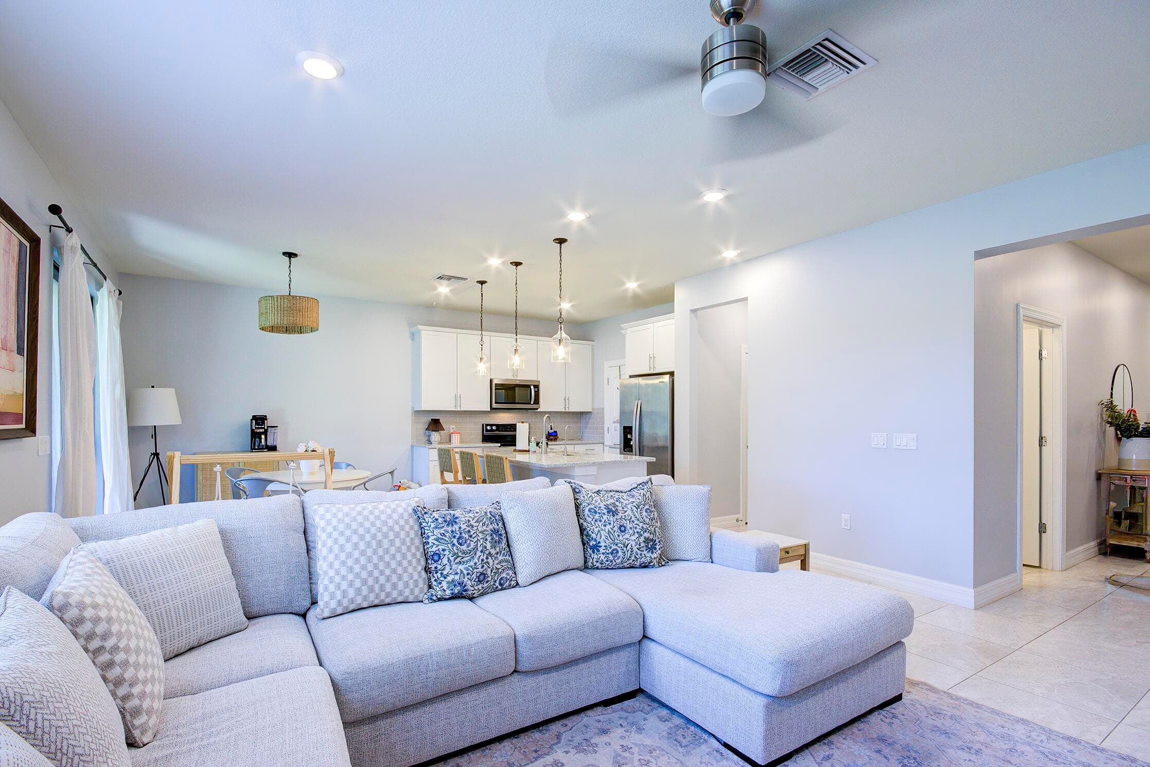 8327 Rearing Lane, Lake Worth, FL 33467 — photo 5 of 31