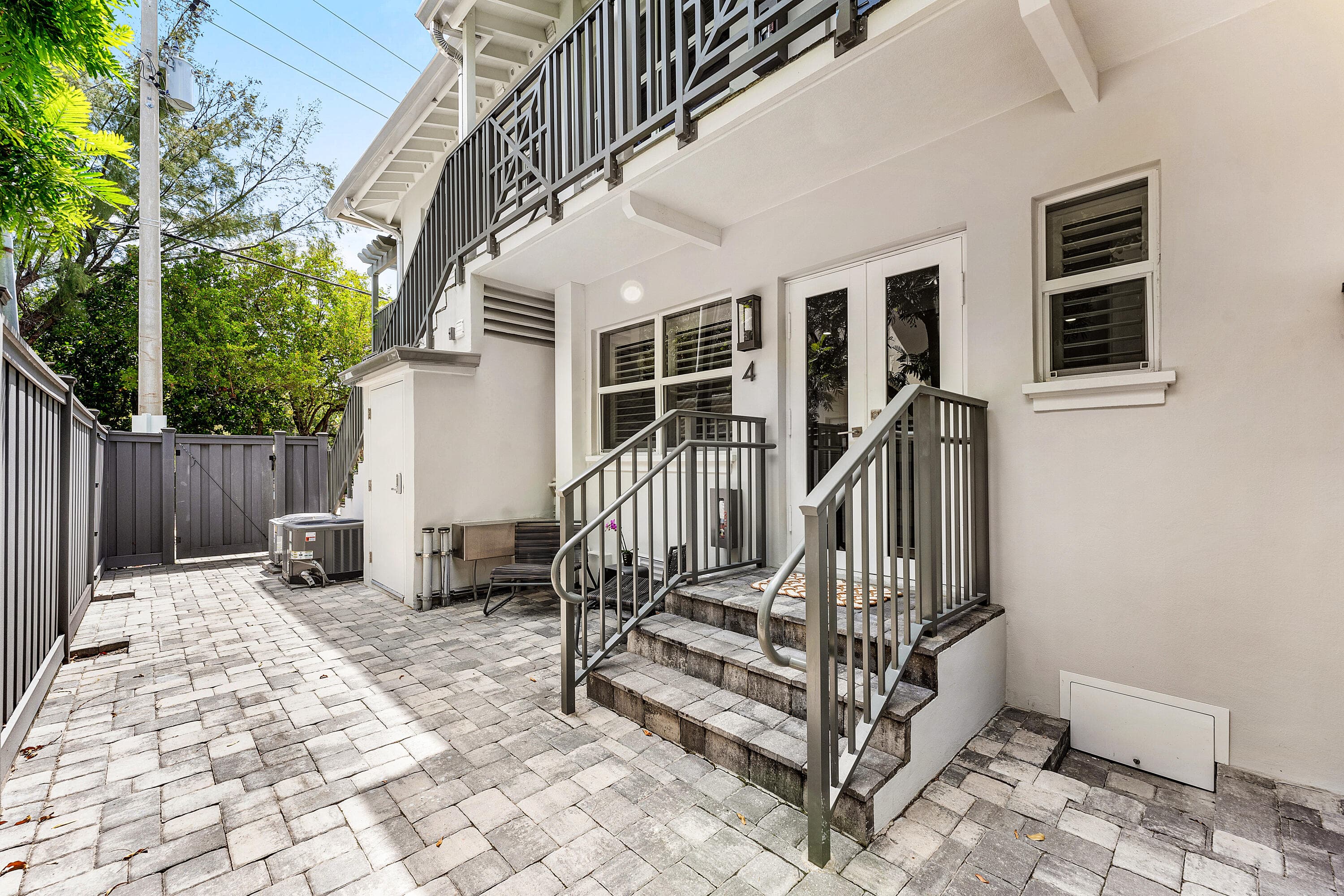 1025 Casuarina Road 4, Delray Beach, FL 33483 — photo 20 of 25