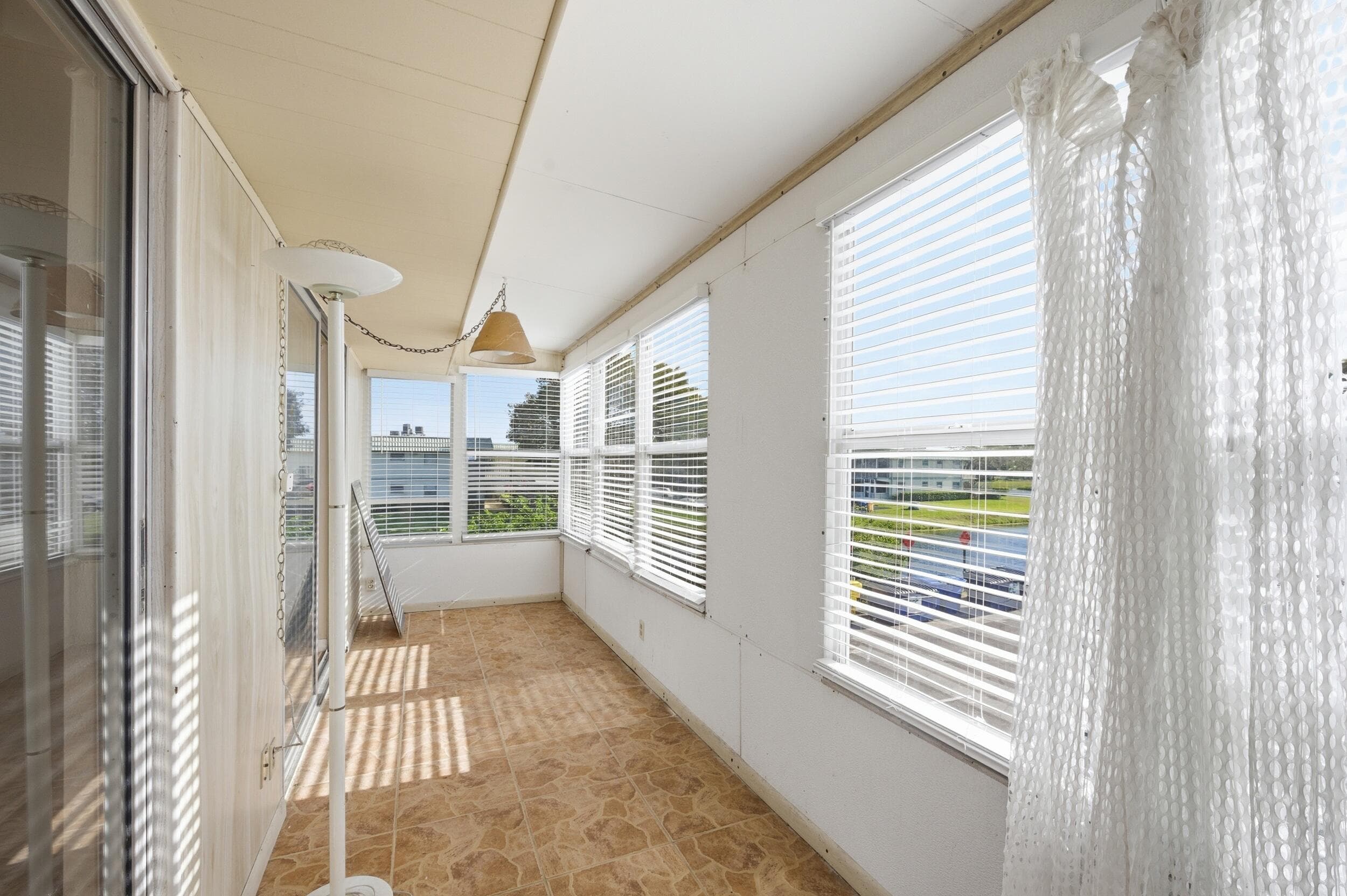 384 Saxony H, Delray Beach, FL 33446 — photo 22 of 42