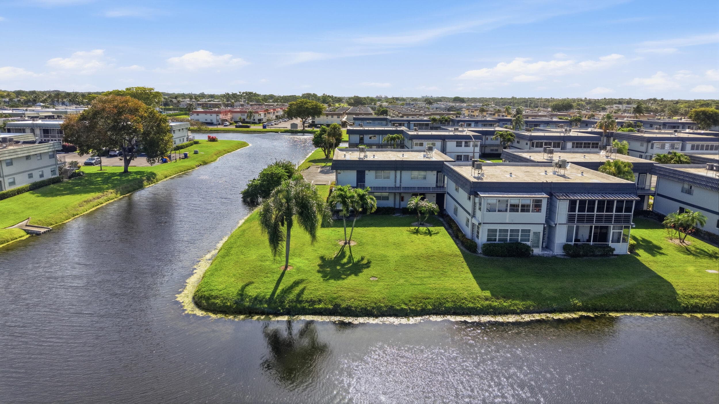 384 Saxony H, Delray Beach, FL 33446 — photo 39 of 42