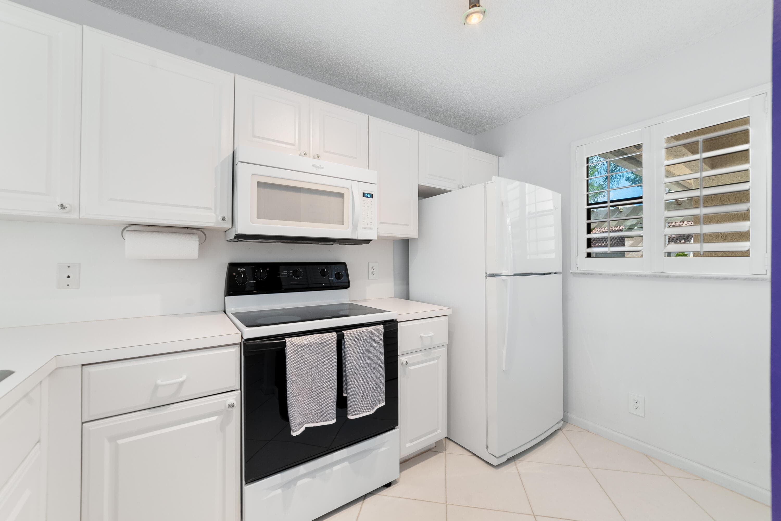 5534 Croydon Court, Boca Raton, FL 33486 — photo 9 of 32