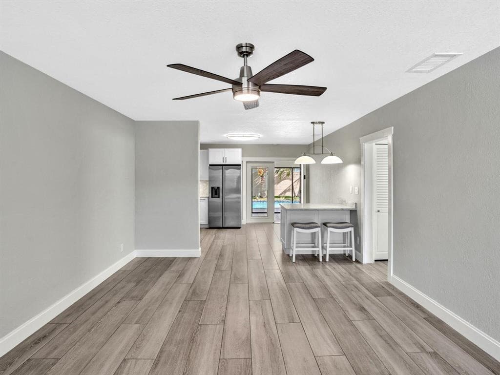 541 NE 18th Street, Boca Raton, FL 33432 — photo 3 of 21