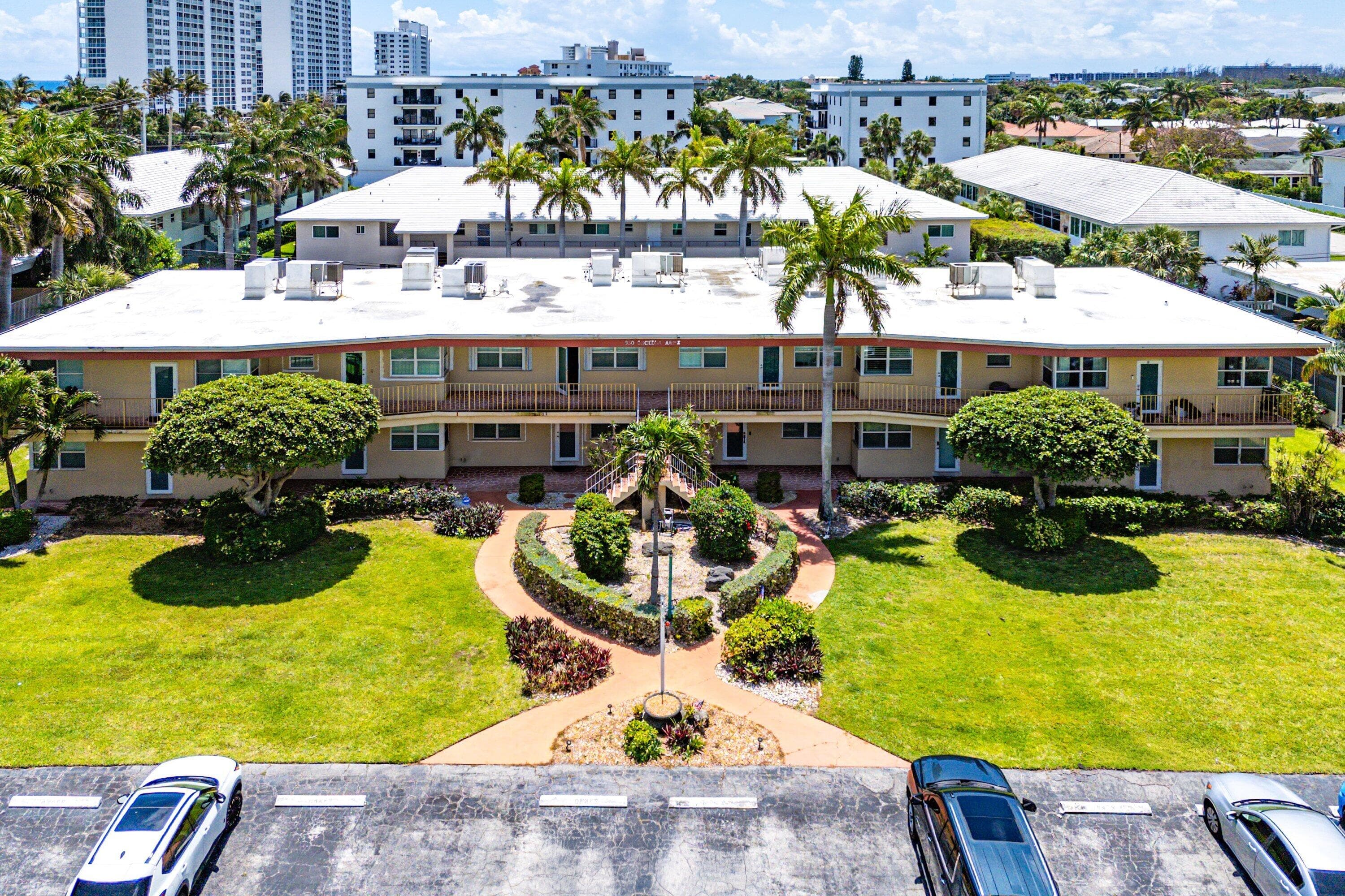 930 Osceola Drive 9, Boca Raton, FL 33432 — photo 1 of 36