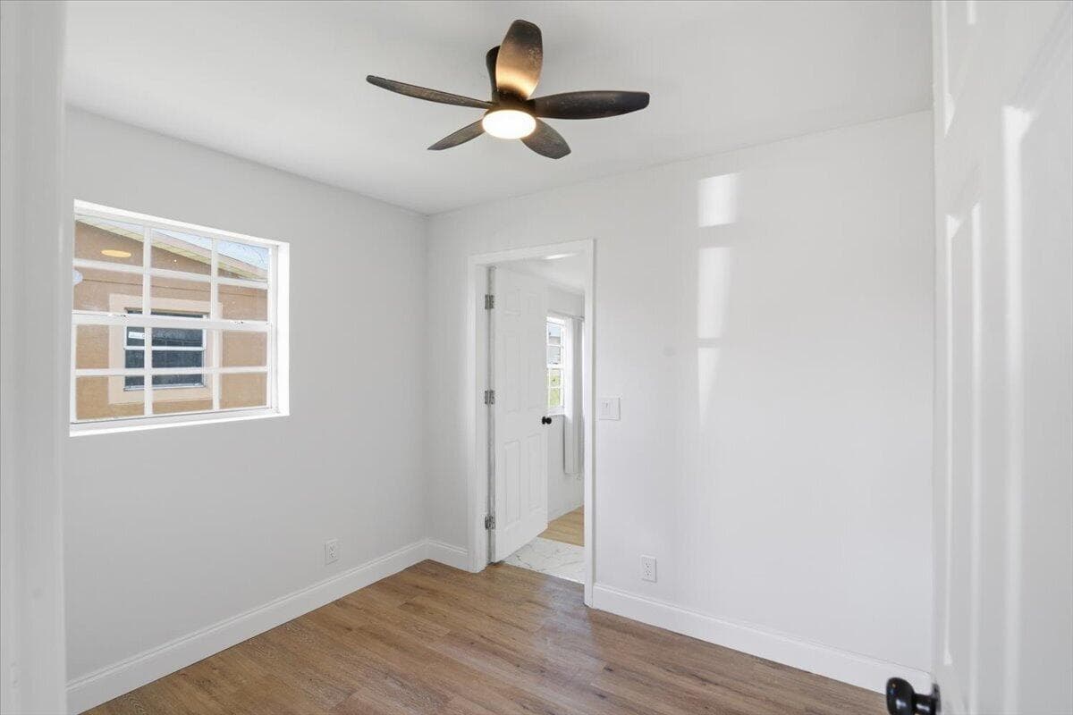270 SW 10th Avenue, South Bay, FL 33493 — photo 21 of 32