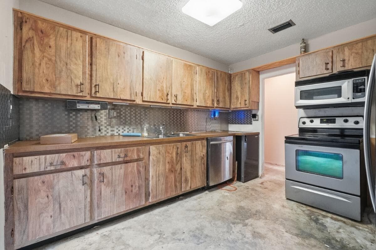 6621 NW 4th Court, Plantation, FL 33317 — photo 9 of 16
