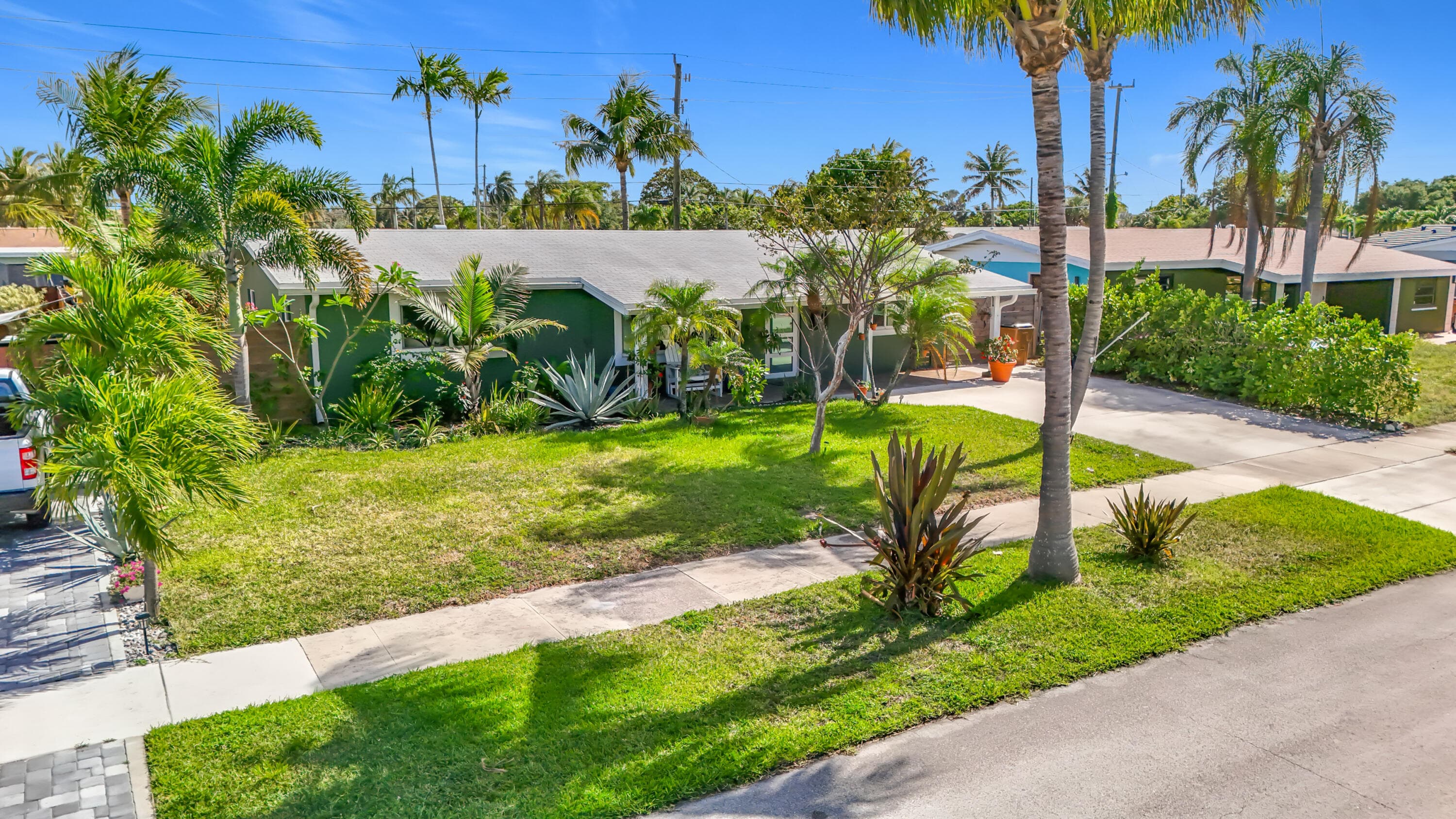 6 SE 10th Court, Deerfield Beach, FL 33441 — photo 2 of 63