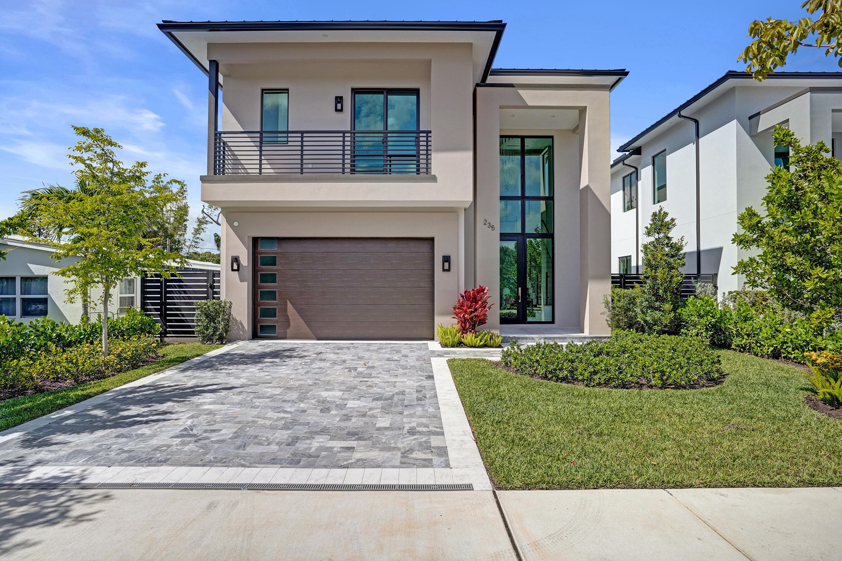235 NE 11th Street, Delray Beach, FL 33444 — photo 1 of 63