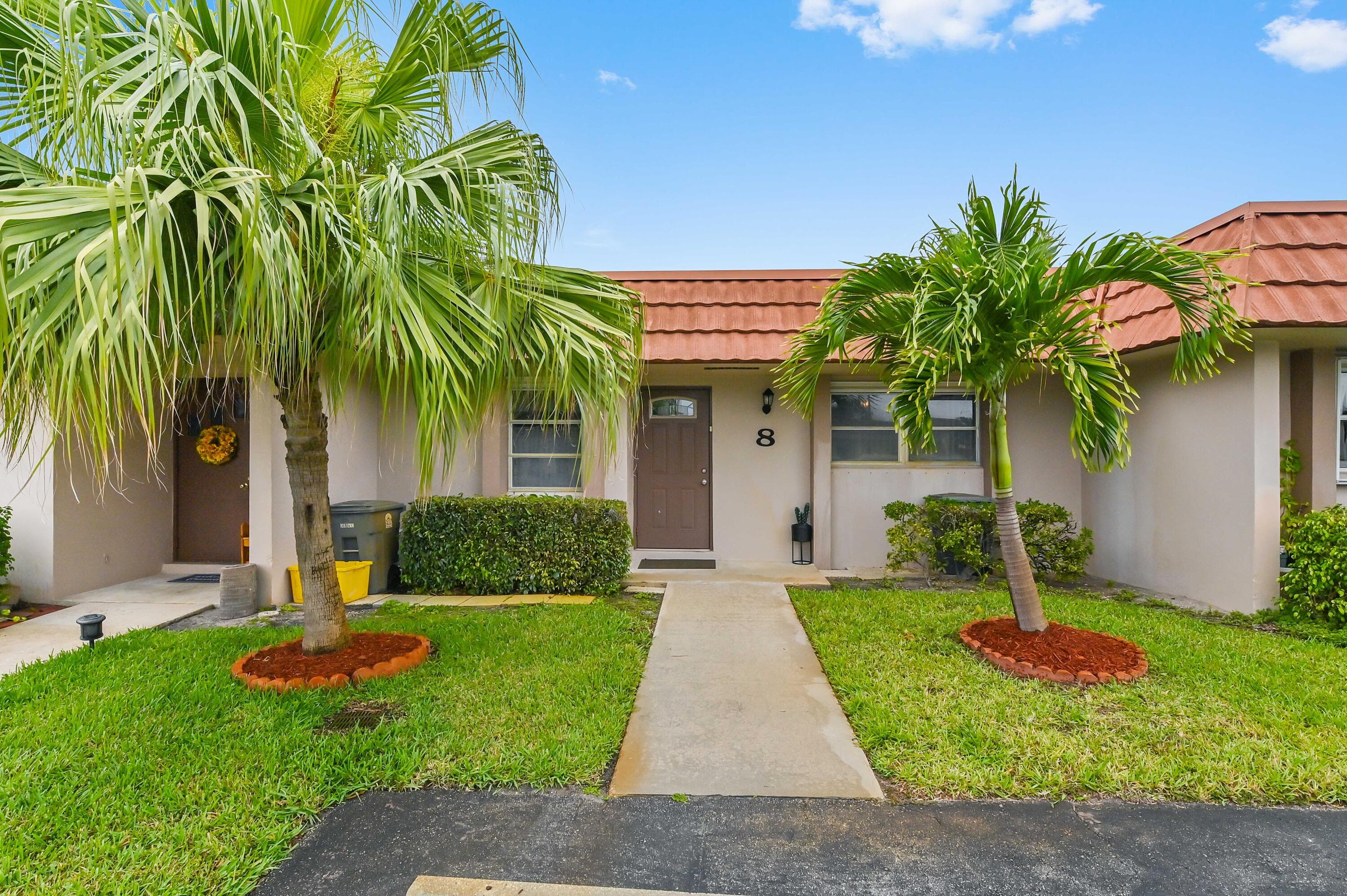 5725 Fernley Drive E 8, West Palm Beach, FL 33415 — photo 1 of 20