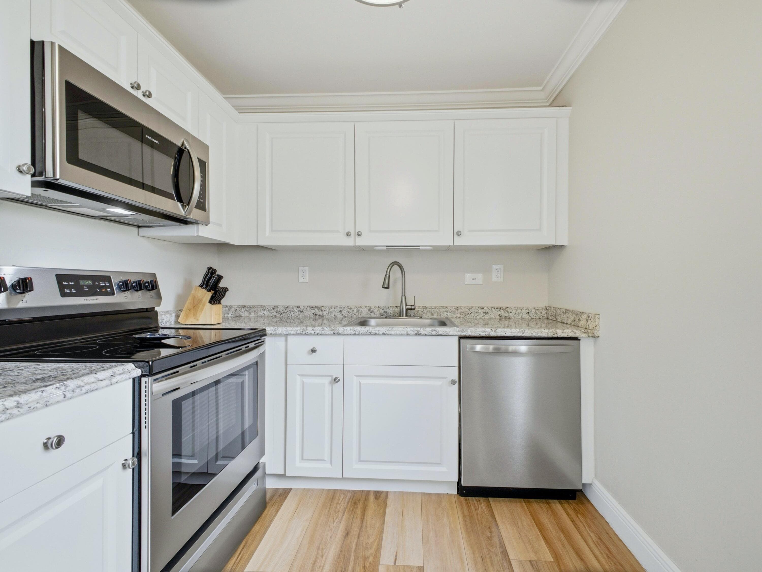 755 Normandy P, Delray Beach, FL 33484 — photo 13 of 35