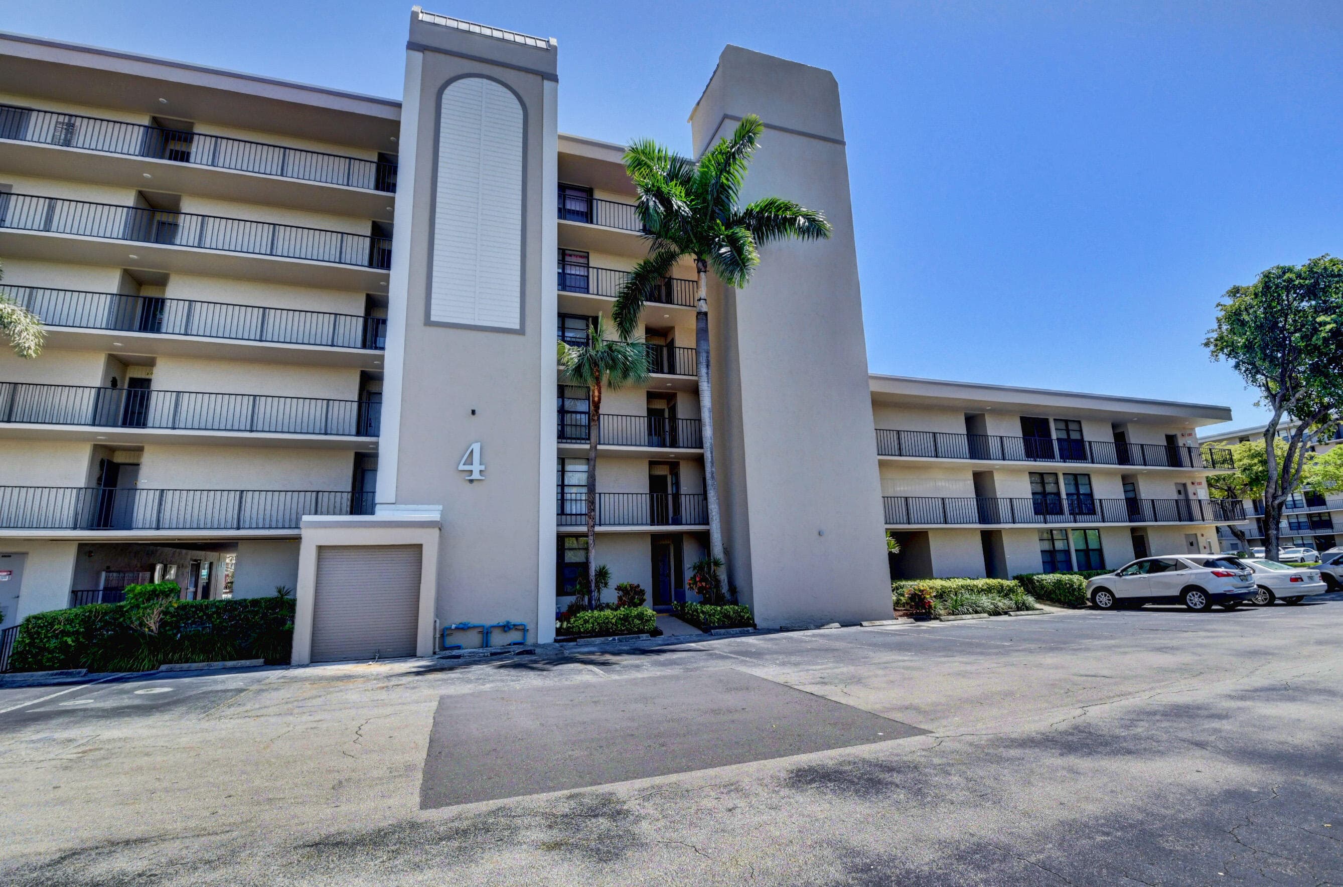 4 Royal Palm Way 308, Boca Raton, FL 33432 — photo 24 of 33