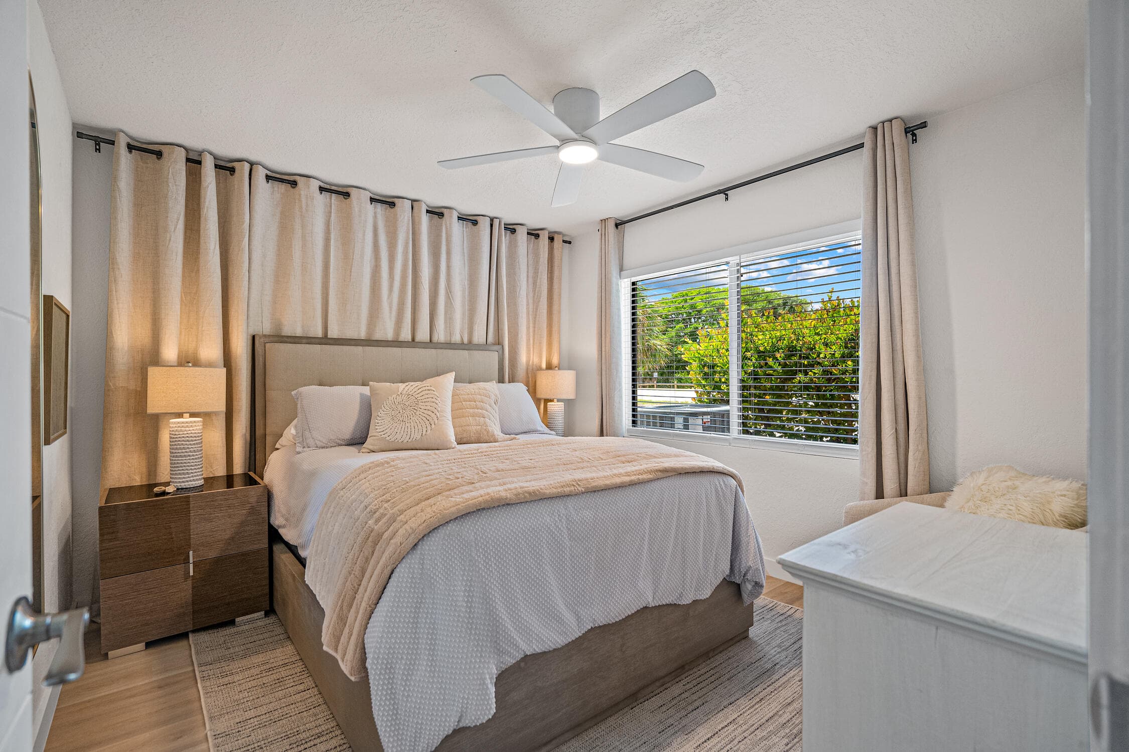 2330 N Ocean Boulevard, Boca Raton, FL 33431 — photo 17 of 32