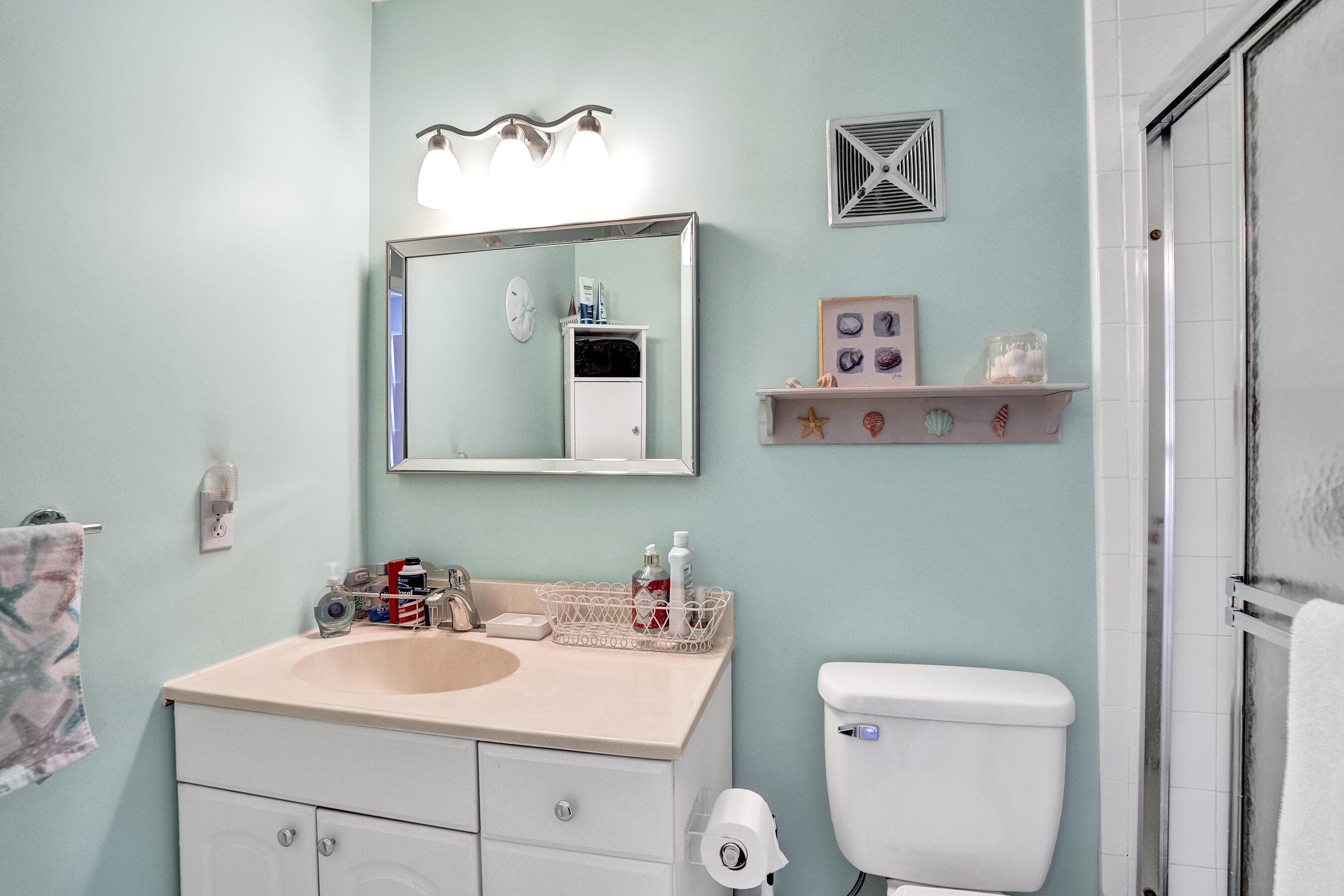 8390 Lagos De Campo Boulevard 301, Tamarac, FL 33321 — photo 24 of 26
